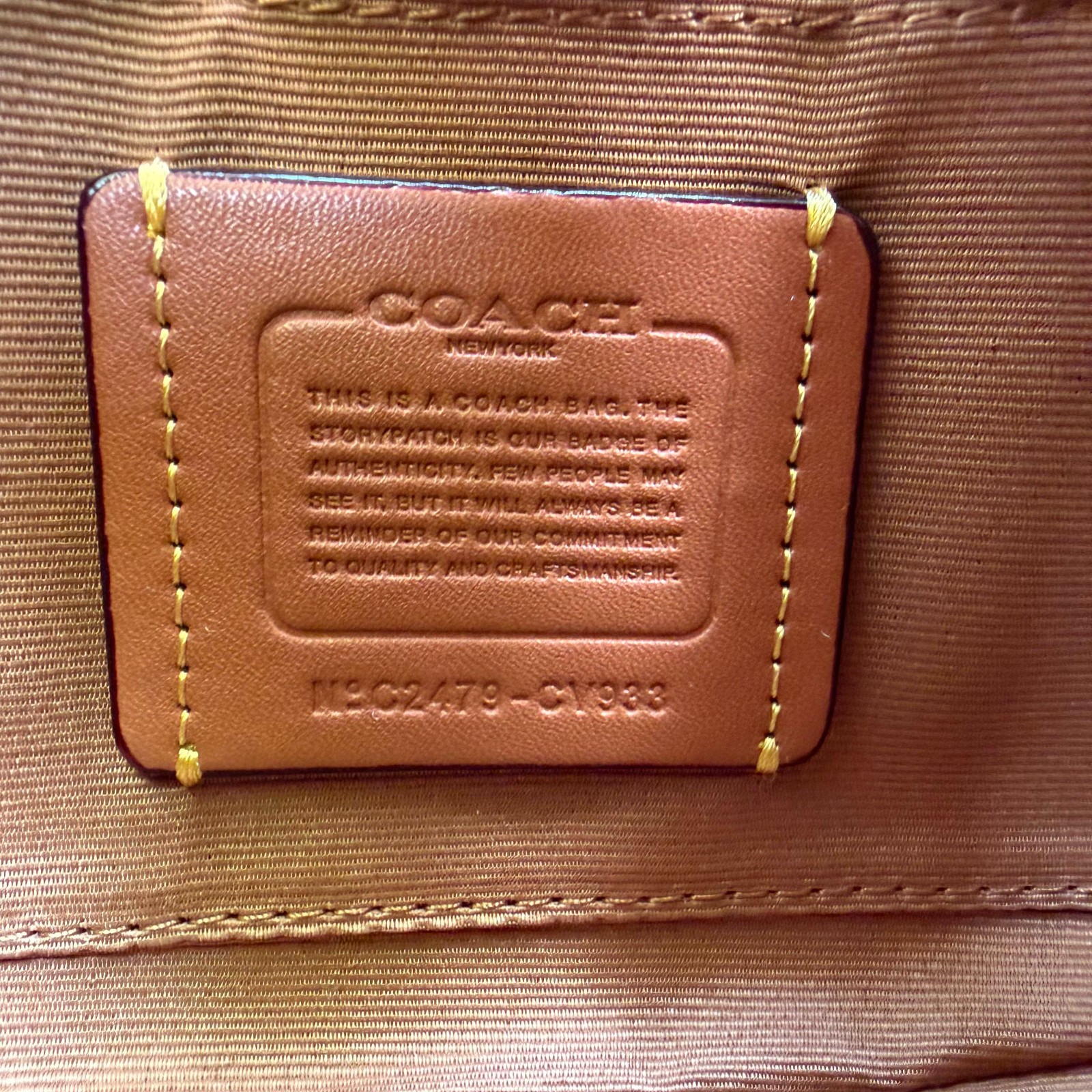 COACH Teri Shoulder Bag In Signature Canvas White/Chalk Women’s Purse