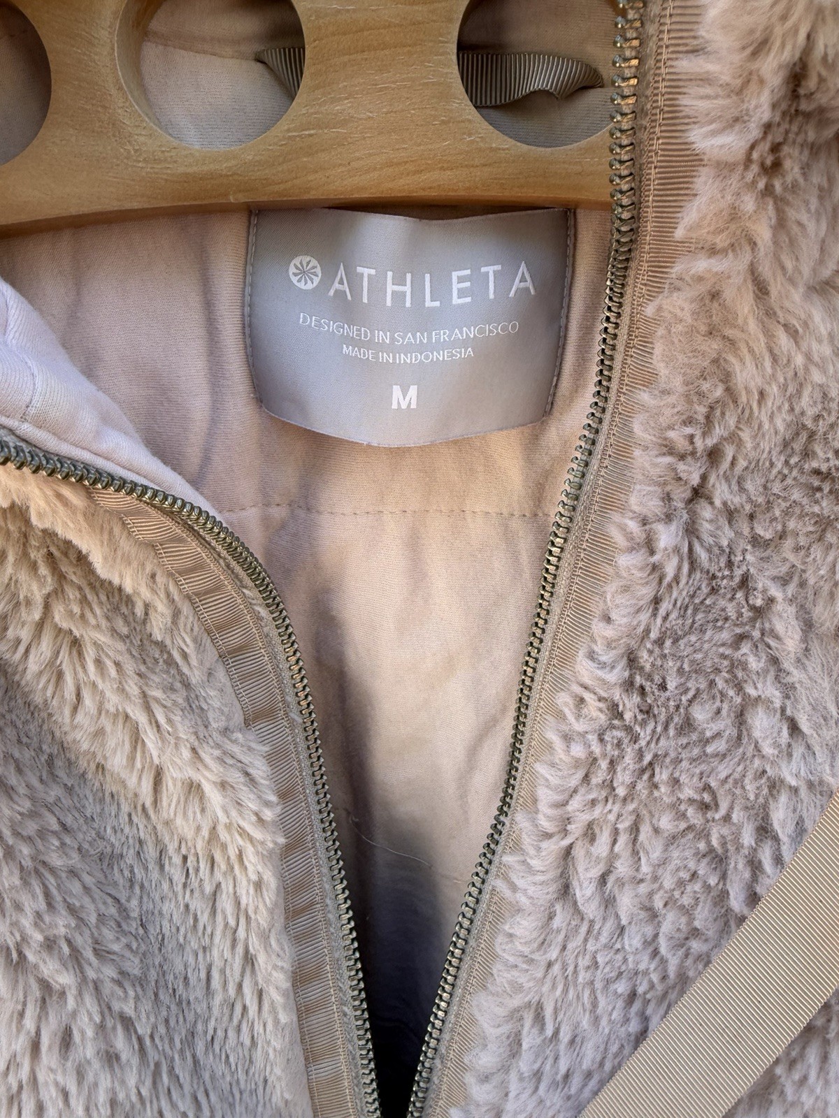 Athleta Plush Faux-Sherpa Zip Jacket in Taupe Size M Women’s