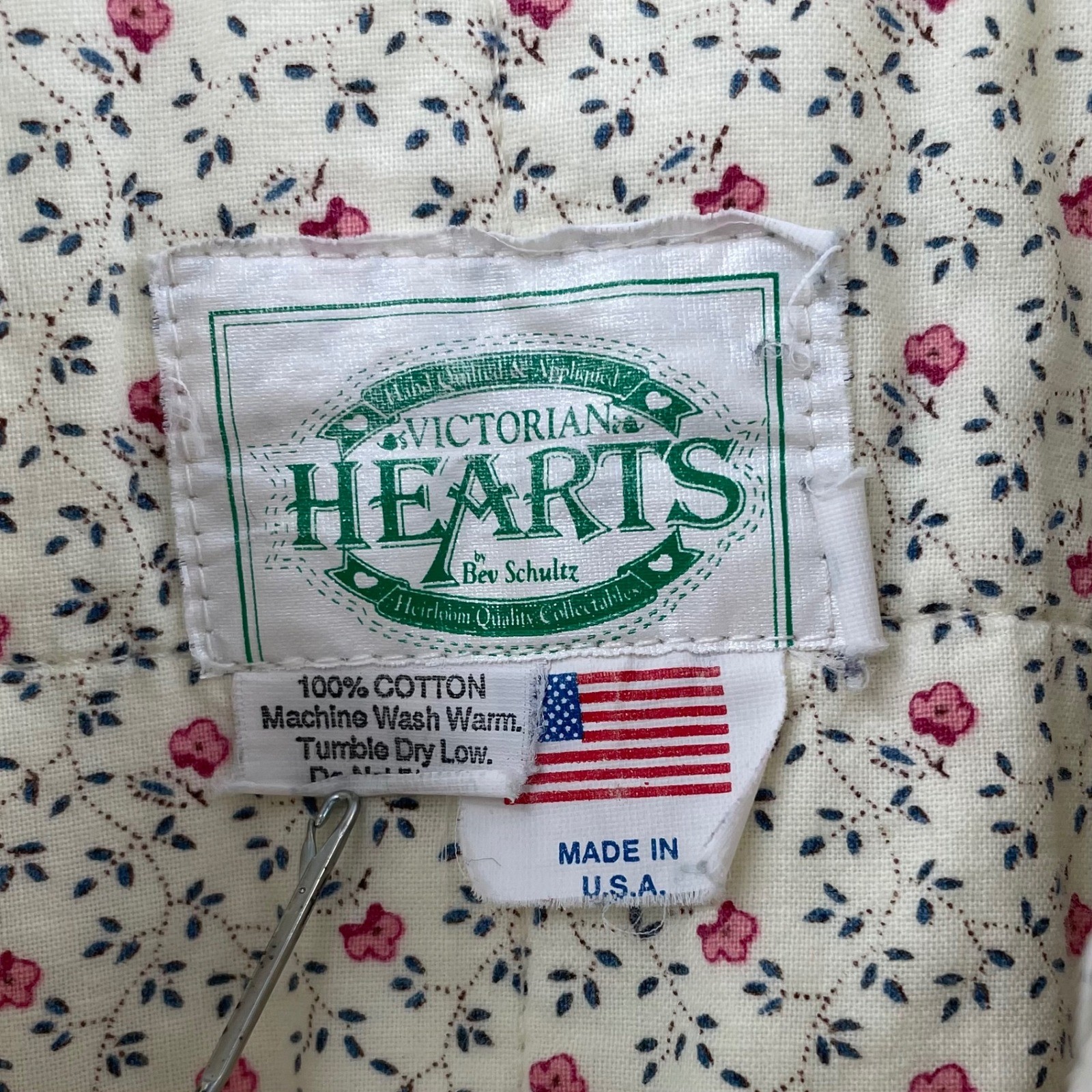 Vintage Victorian Hearts Bev Schultz Quilted Patchwork Floral Bomber Jacket S