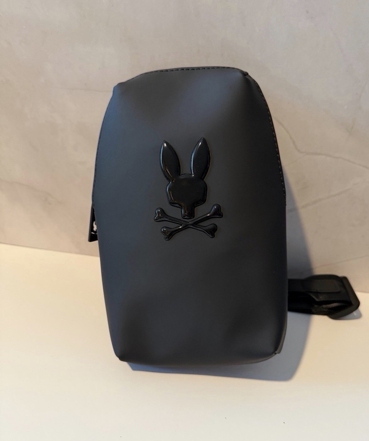 Psycho Bunny – Unisex Rubberized Crossbody BLACK