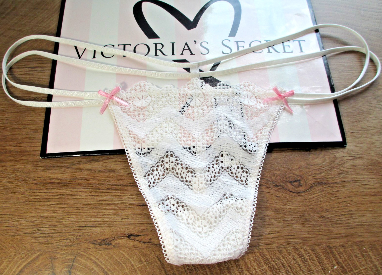VICTORIA’S SECRET PINK V-String Thong Panty S M L XL Coconut White NWT Lace VS