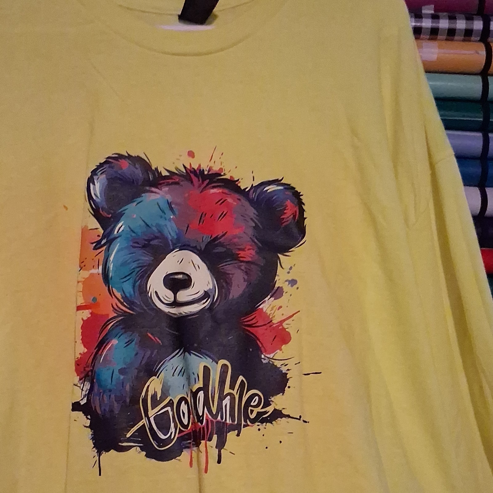 Gildan Ultra Cotton Men’s 3XL Yellow Crew Neck Long Sleeve Bear Graphic Tee