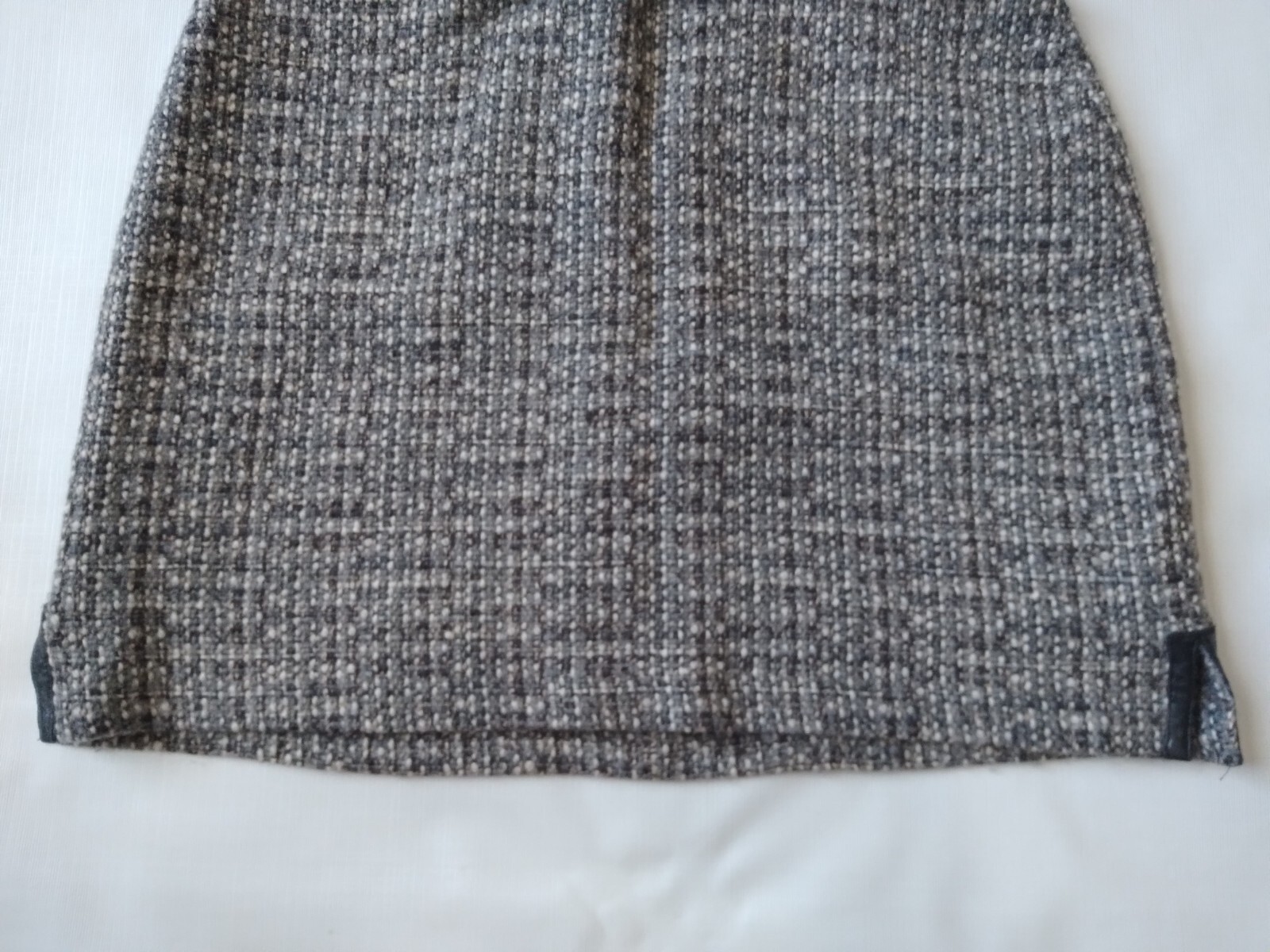 Sisley Gray Fully Lined Tweed Mini Length Wool Blend Skirt Women’s Size 44 US 10