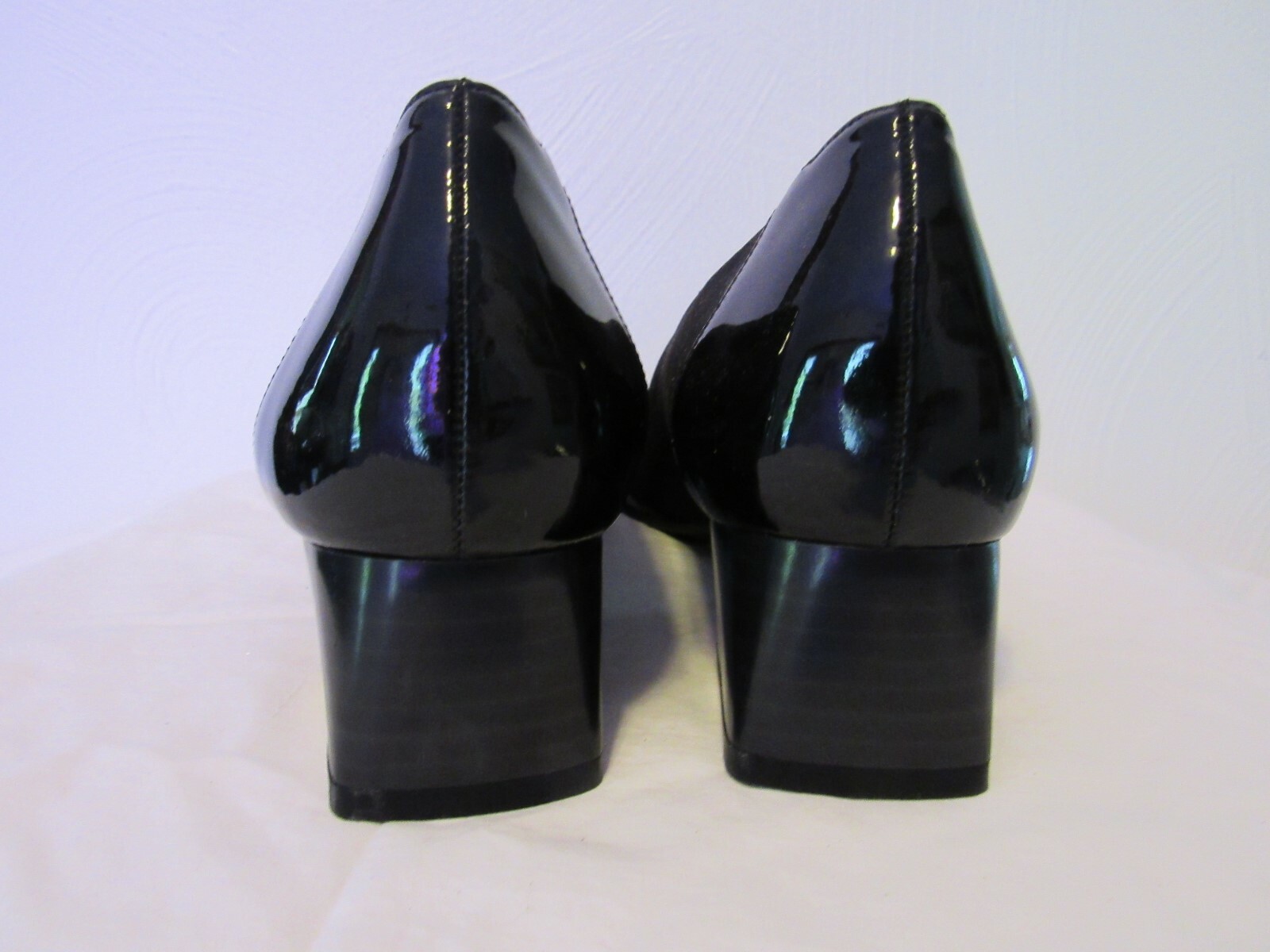 THERESIA M. Celeste Women’s Black Cuban Heels Patent Cap Toe SZ 5 UK / 7.5 US