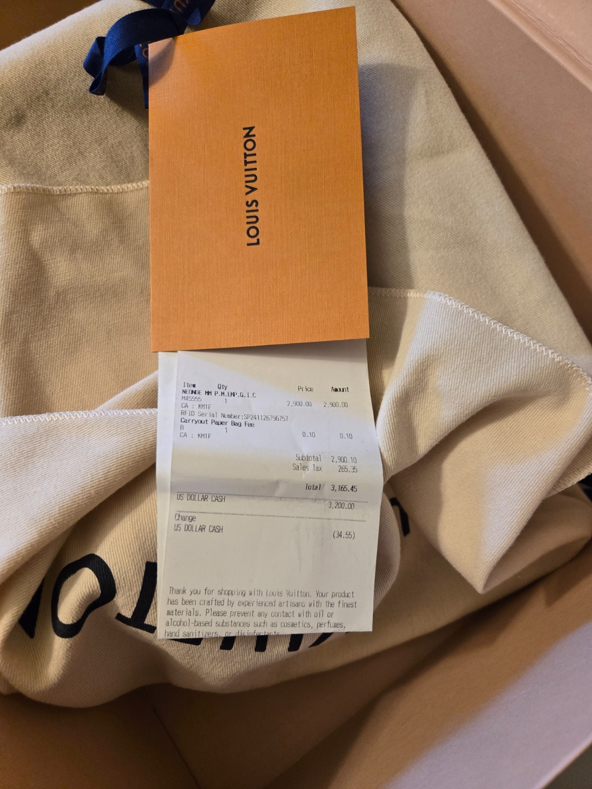 New Louis Vuitton Neo Noe MM in dove/cream color
