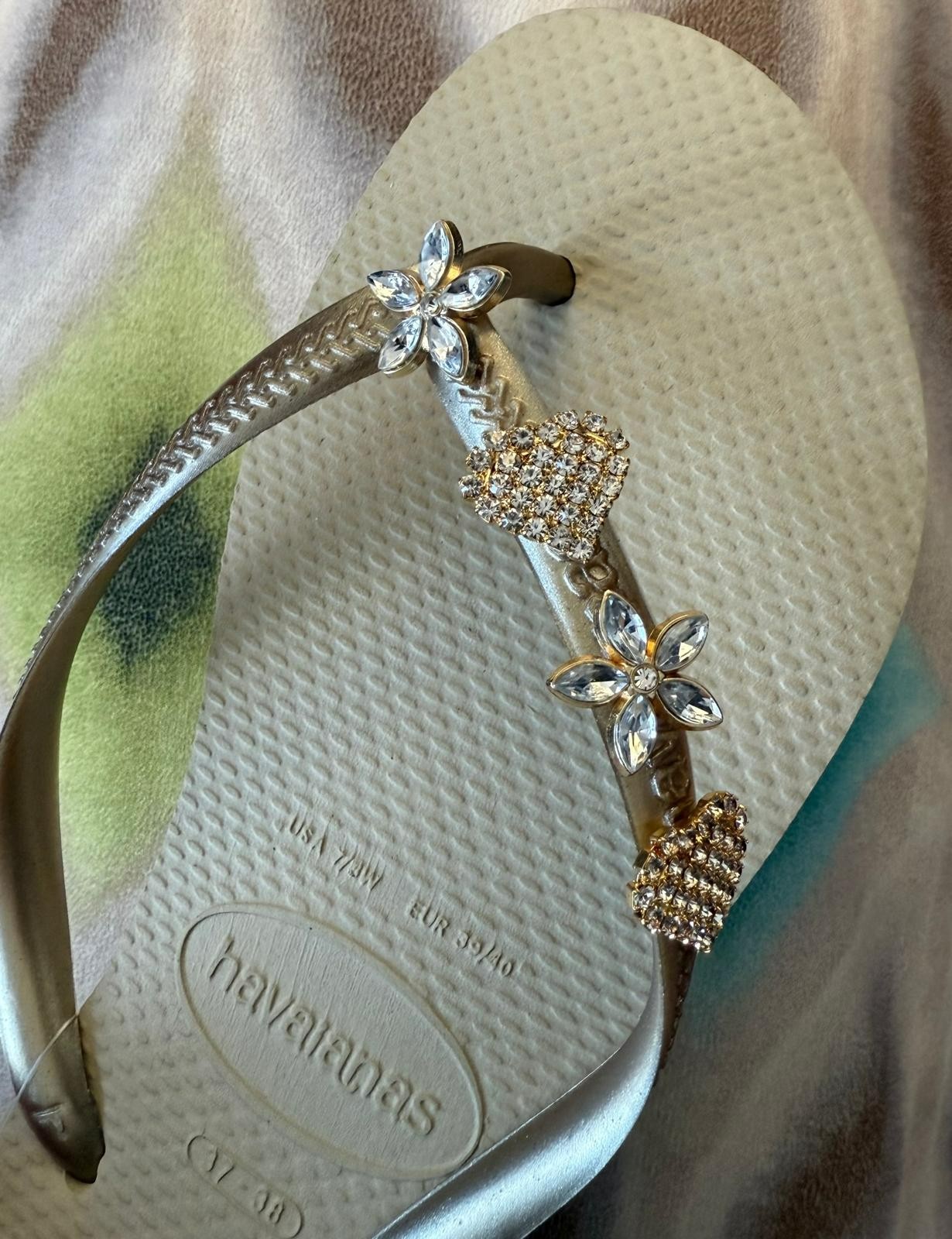 Original Havaianas Flip Flops Women Slim with Flowers and Personalized Charm