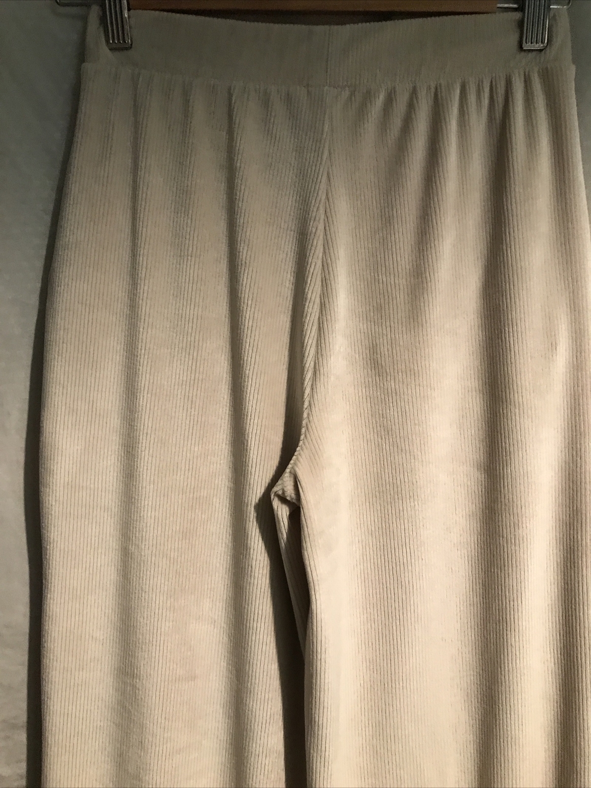 VUORI Velour Velvety Cream Color Wide Leg Pants Size XS Inseam 28,5 In