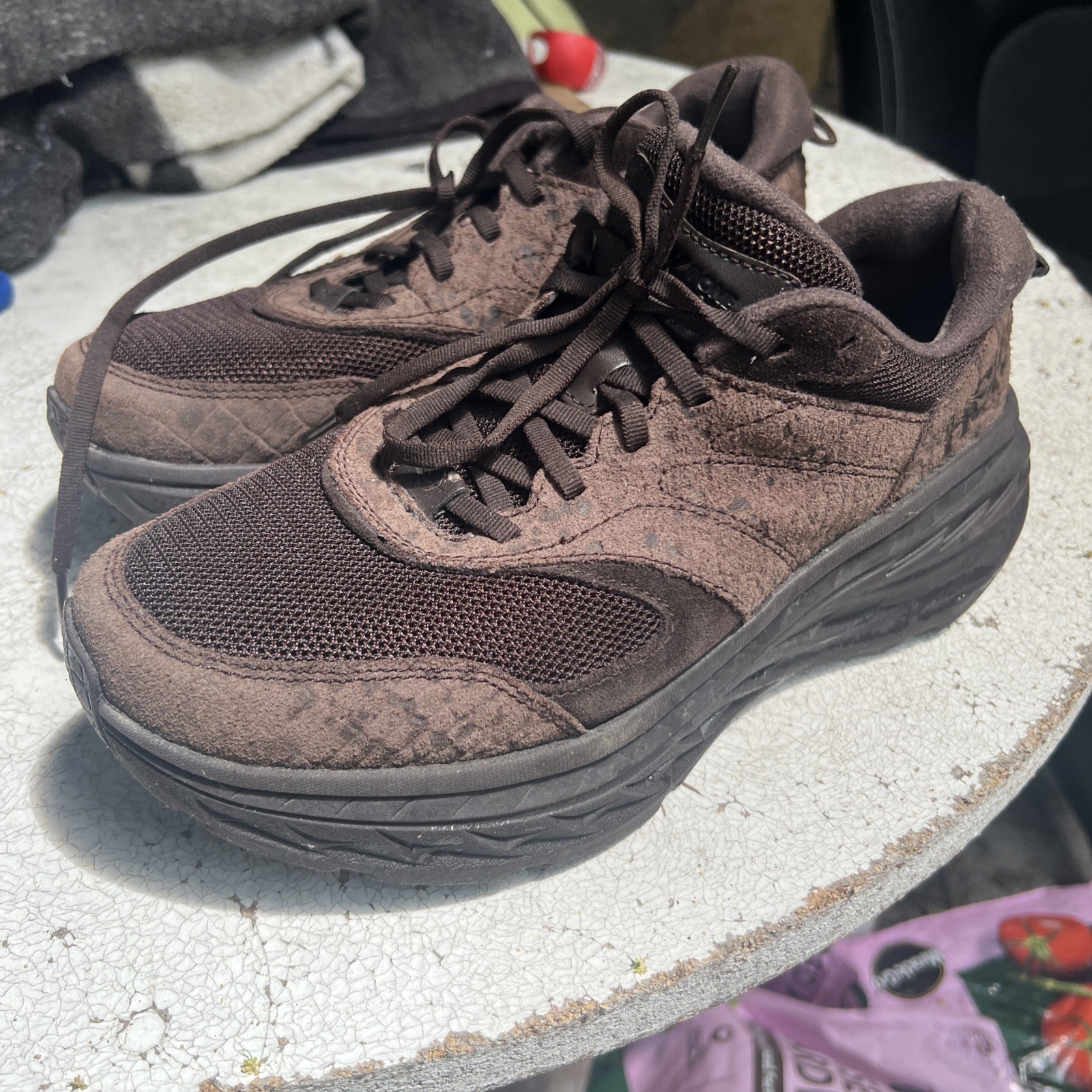 Hoka One One Shoes men’s 9 women’s 10