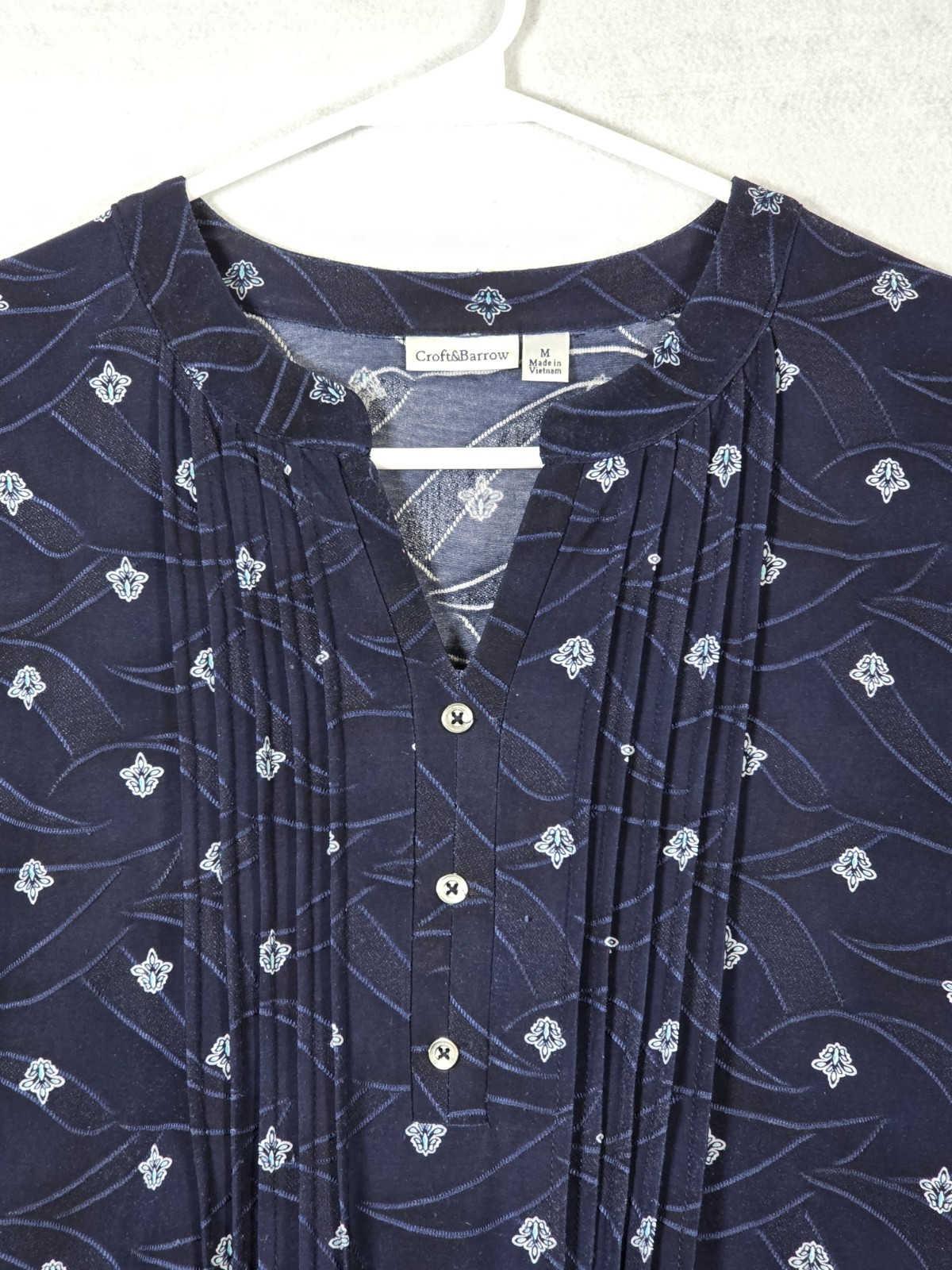 Croft & Barrow Womens Top Short Sleeve Floral Medallion Paisley Stretch Medium
