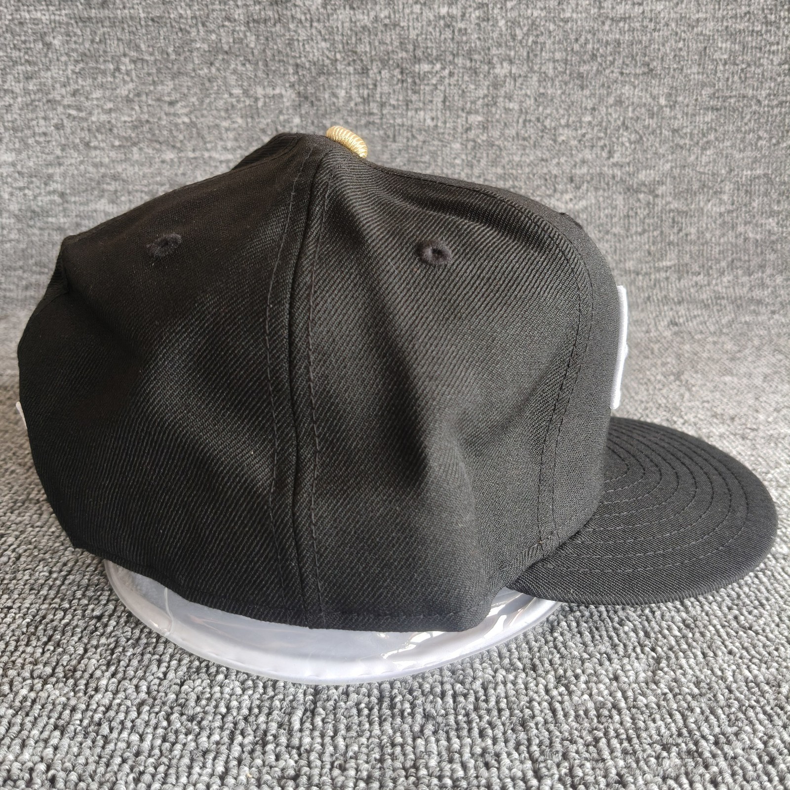 New Era Seattle Seahawks 59FIFTY Fitted Black Gold Hat Size 8