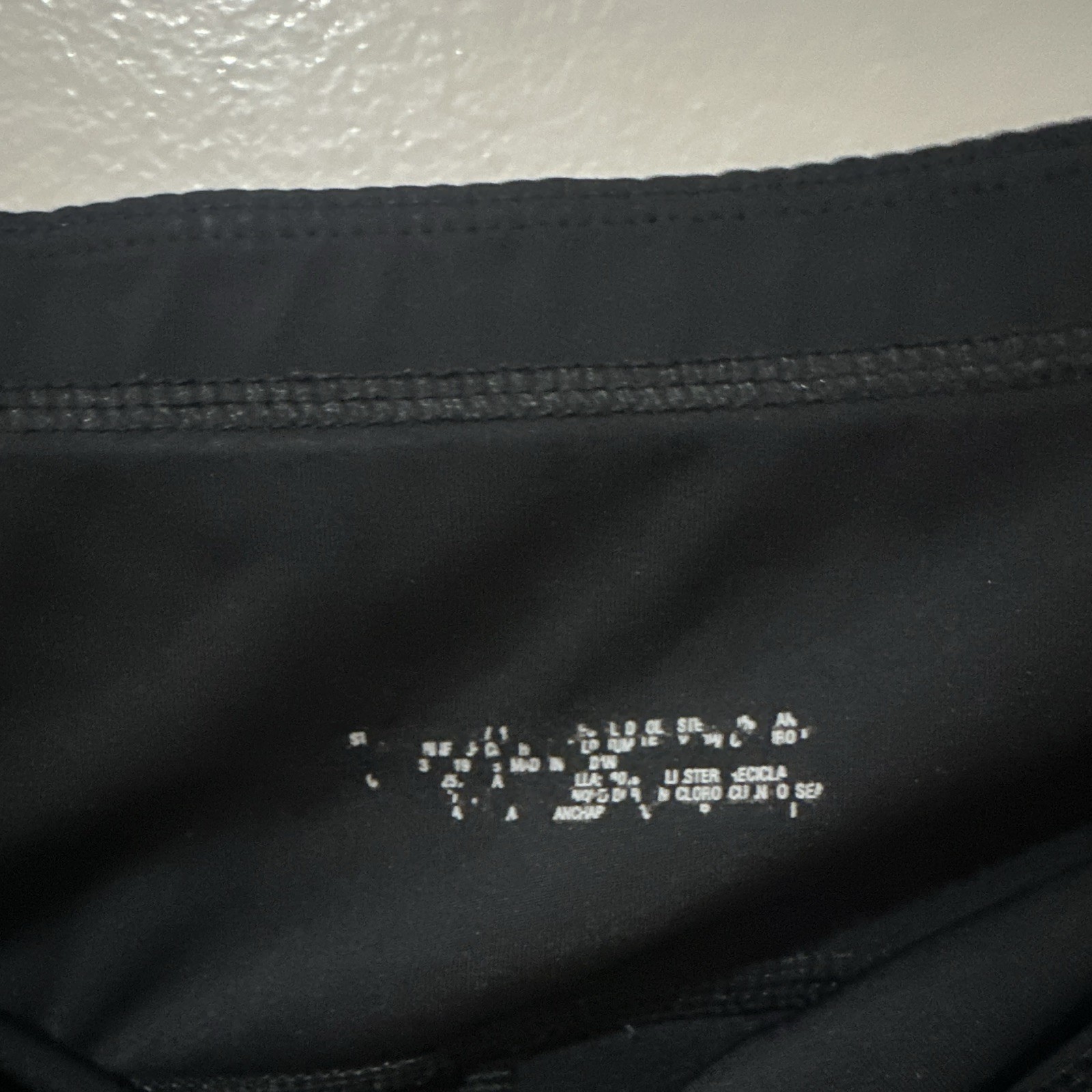 Avia Women’s Solid Black Ankle Leggings Pockets Stretch Logo Size M Regular