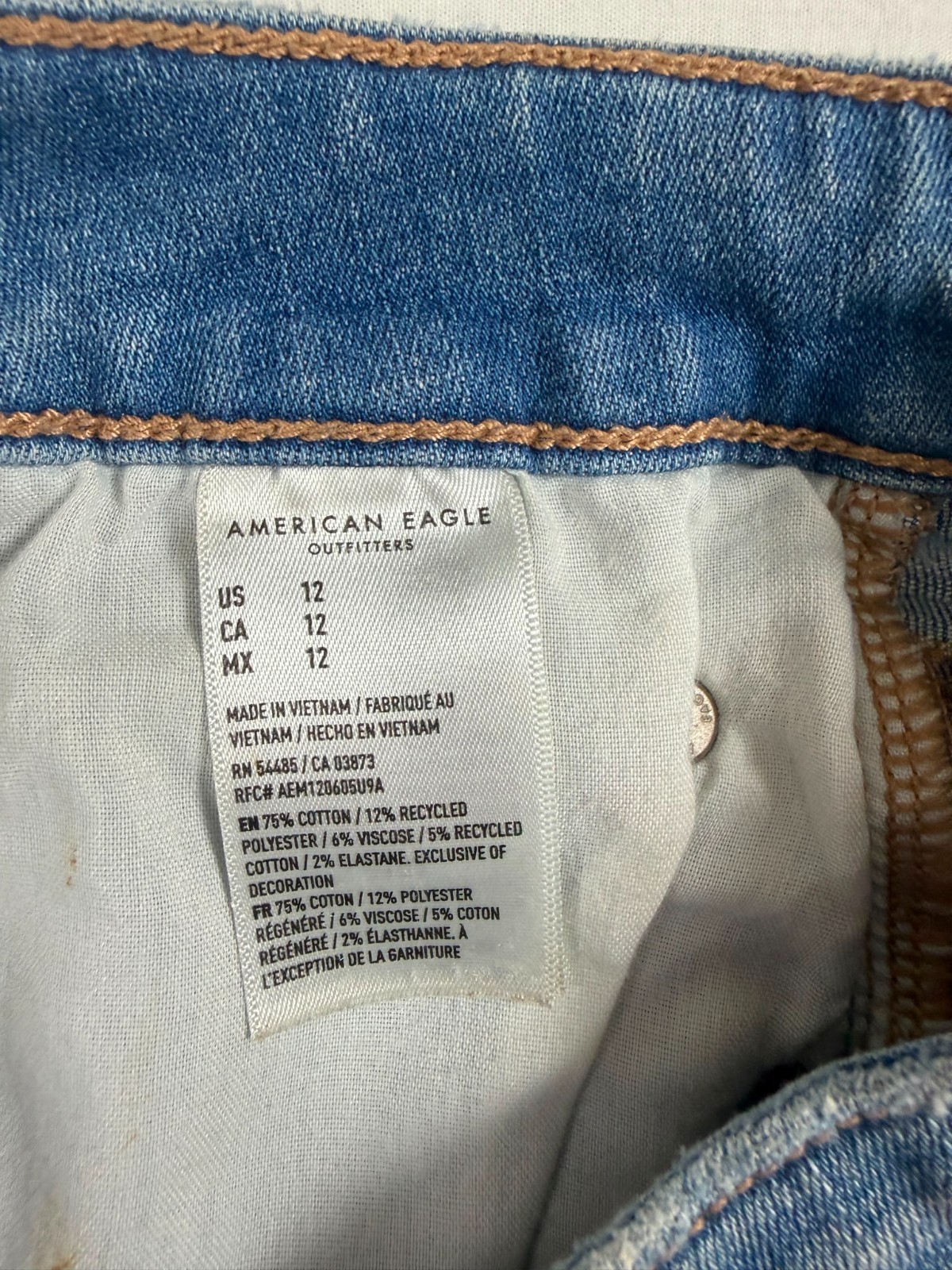American Eagle Hi-Rise Shortie Light Wash Distressed Denim Shorts Lace Detail