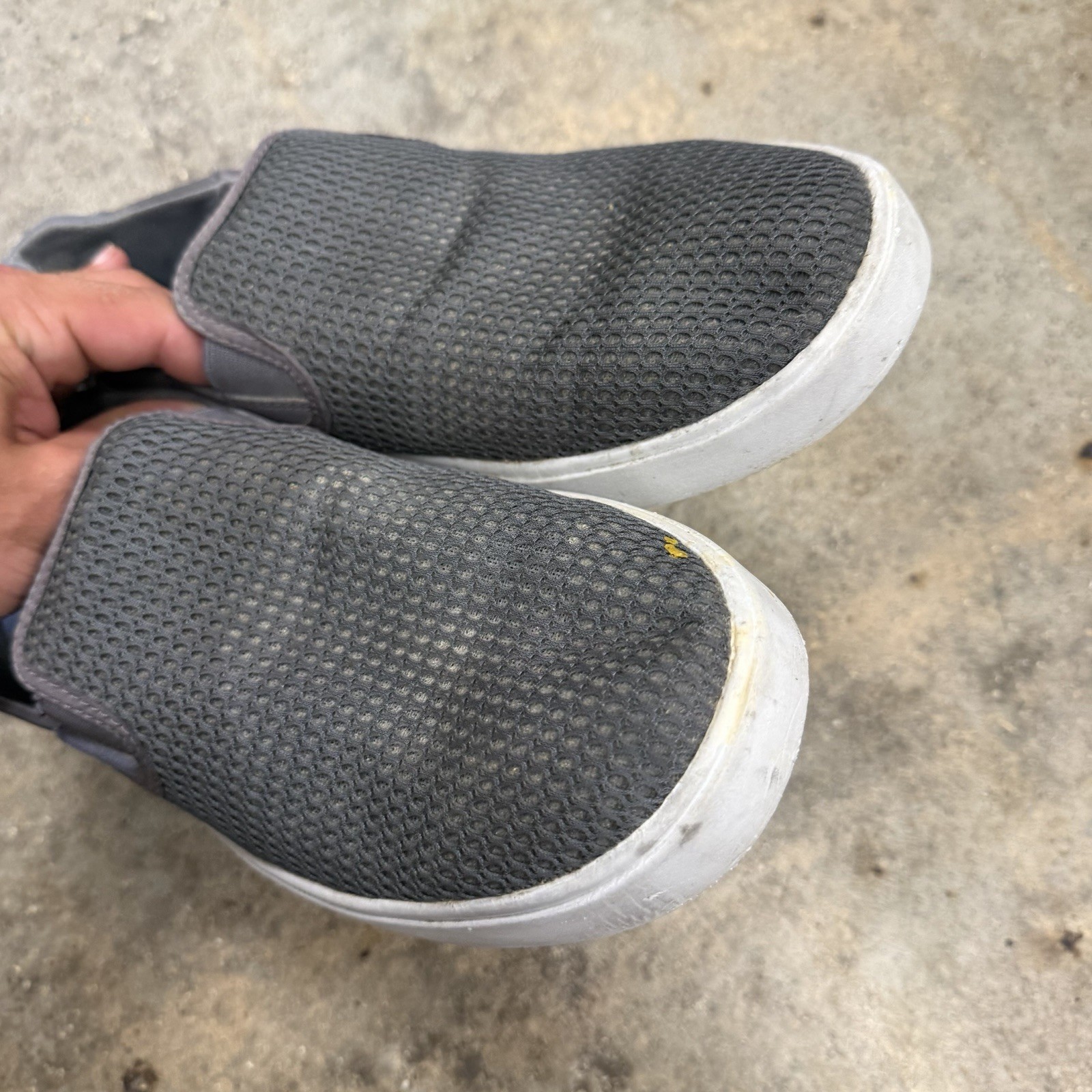 Olukai Lae’ahi Slip On Sneakers Shoes Mens 10.5 Grey Gray Mesh Casual