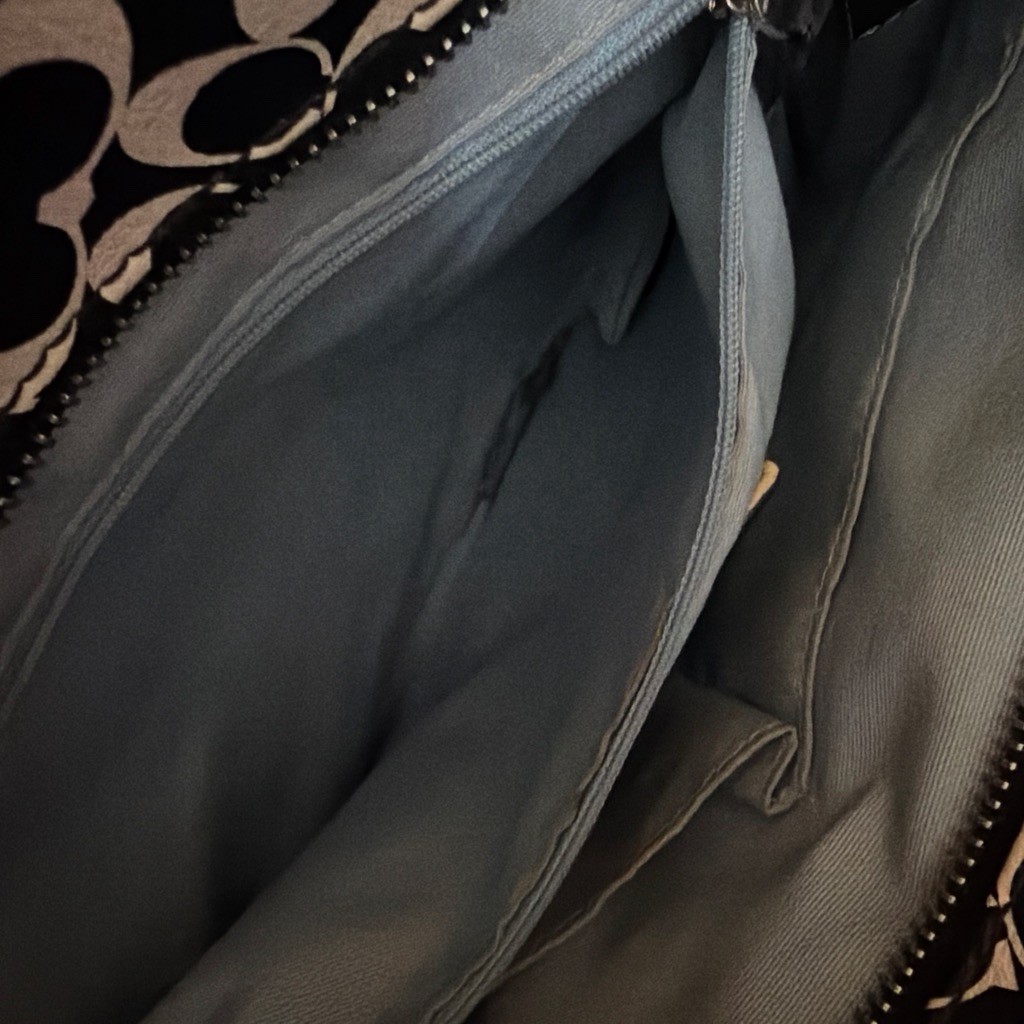 Coach Black/White Signature Tote Zip Closure Double Handles Silver Hardware