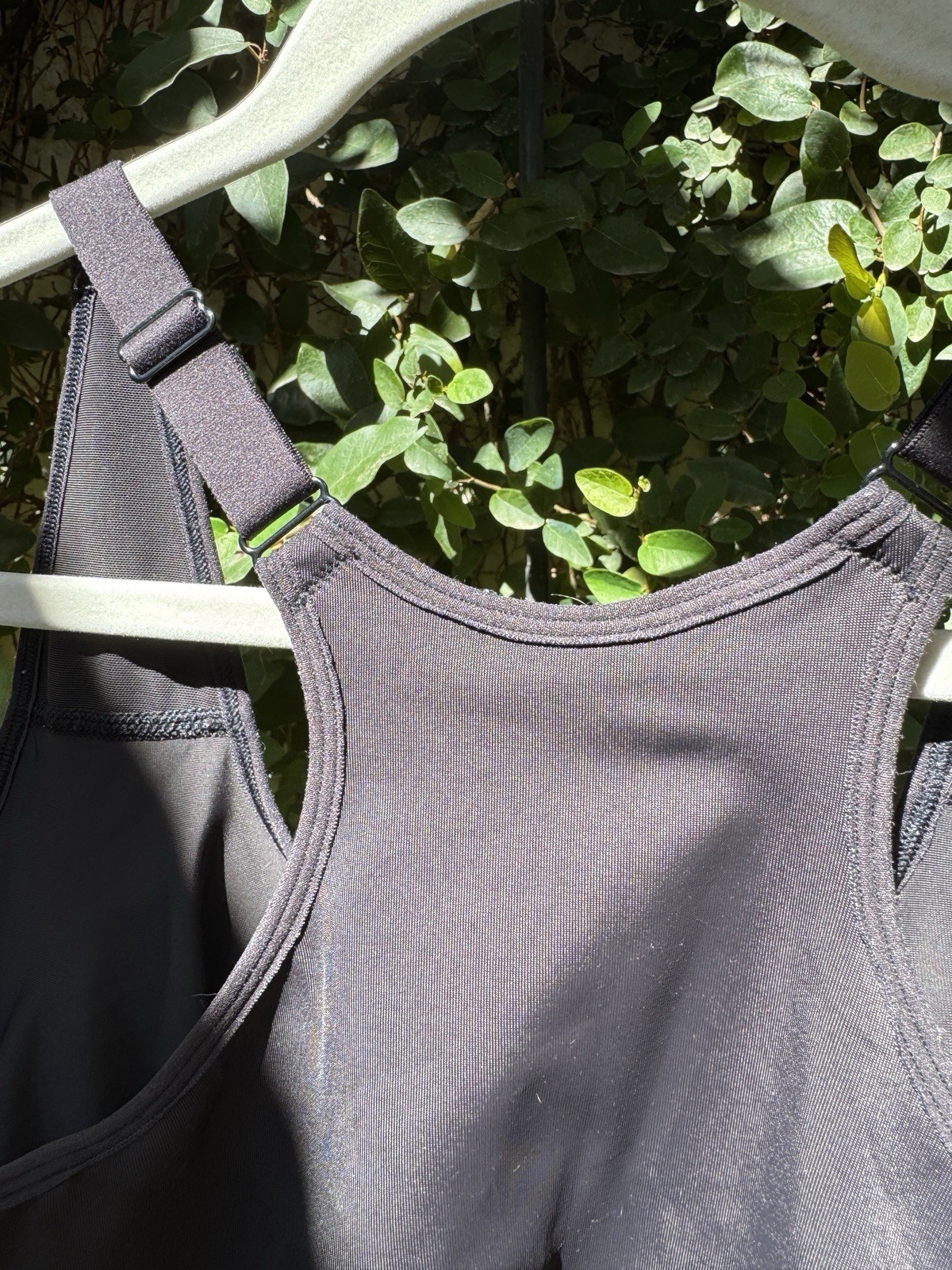 Ruby Ribbon Black Demiette Racerback Sports Bra W/Adjustable Straps Size 44