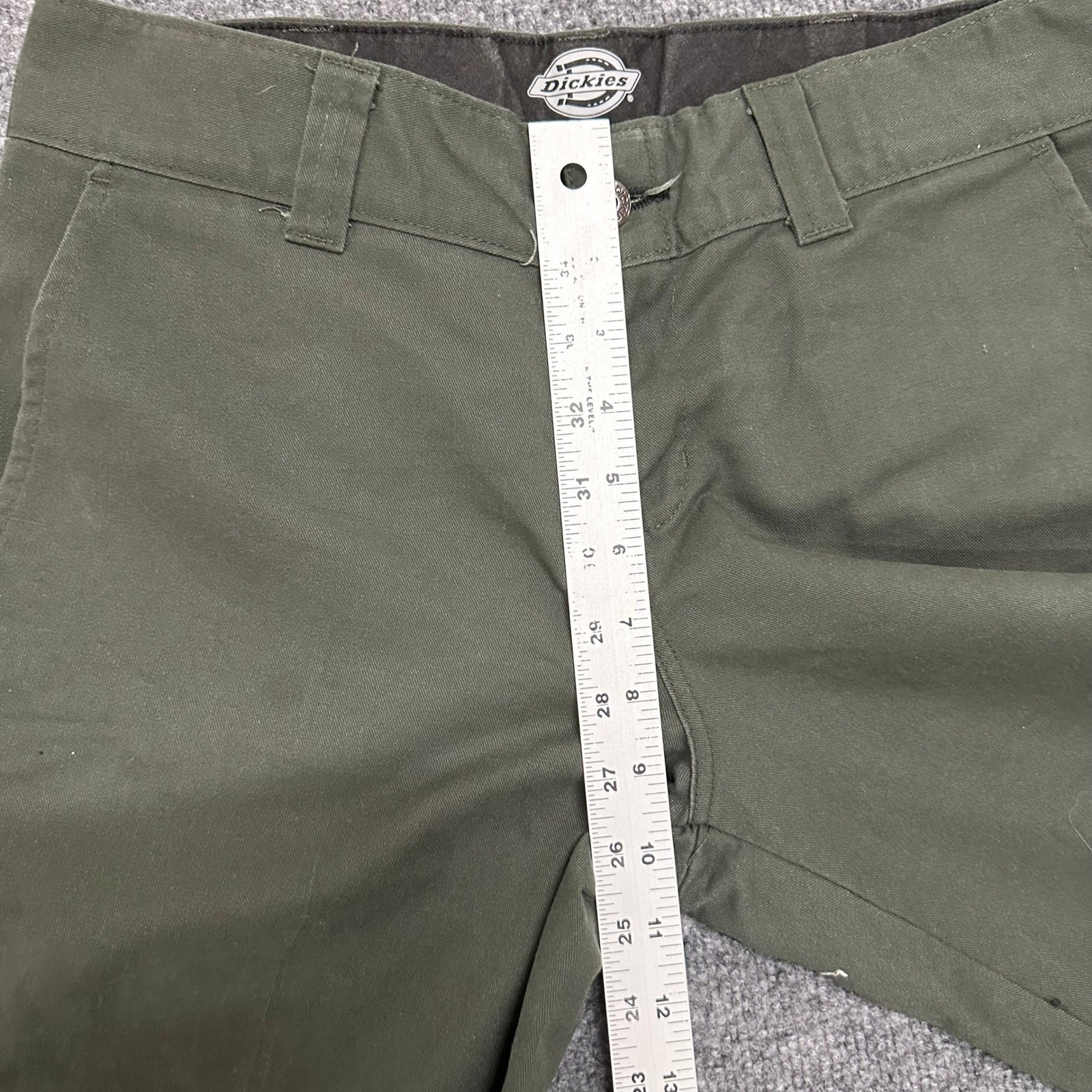 Dickies Pants Mens Size 30×30 Olive Green Skateboarding Slim Straight Chino Work