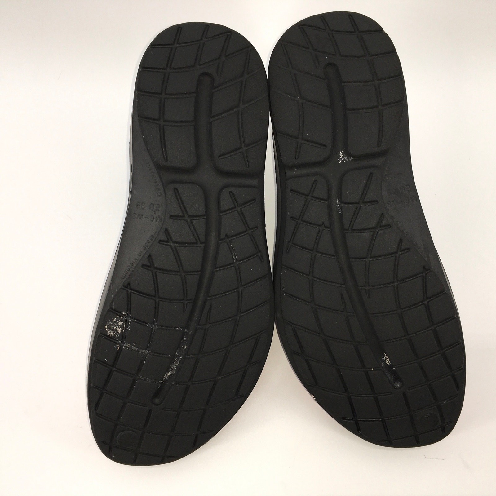 Oofos Oocandoo Lightweight Recovery Shoe Sandals W 8 M 6 Black Pink Gorpcore