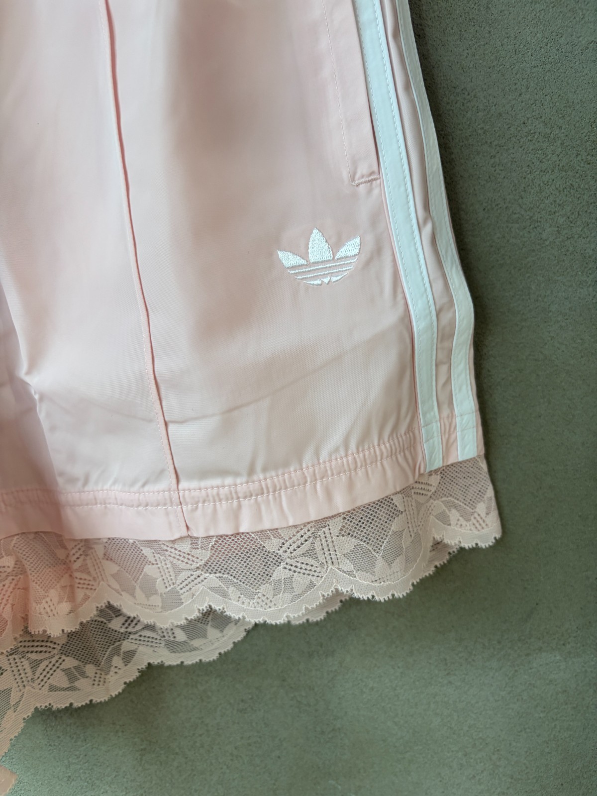 adidas Originals Lace Trim 3S Shorts Women Lifestyle Casual Short AsiaFit KQ6874
