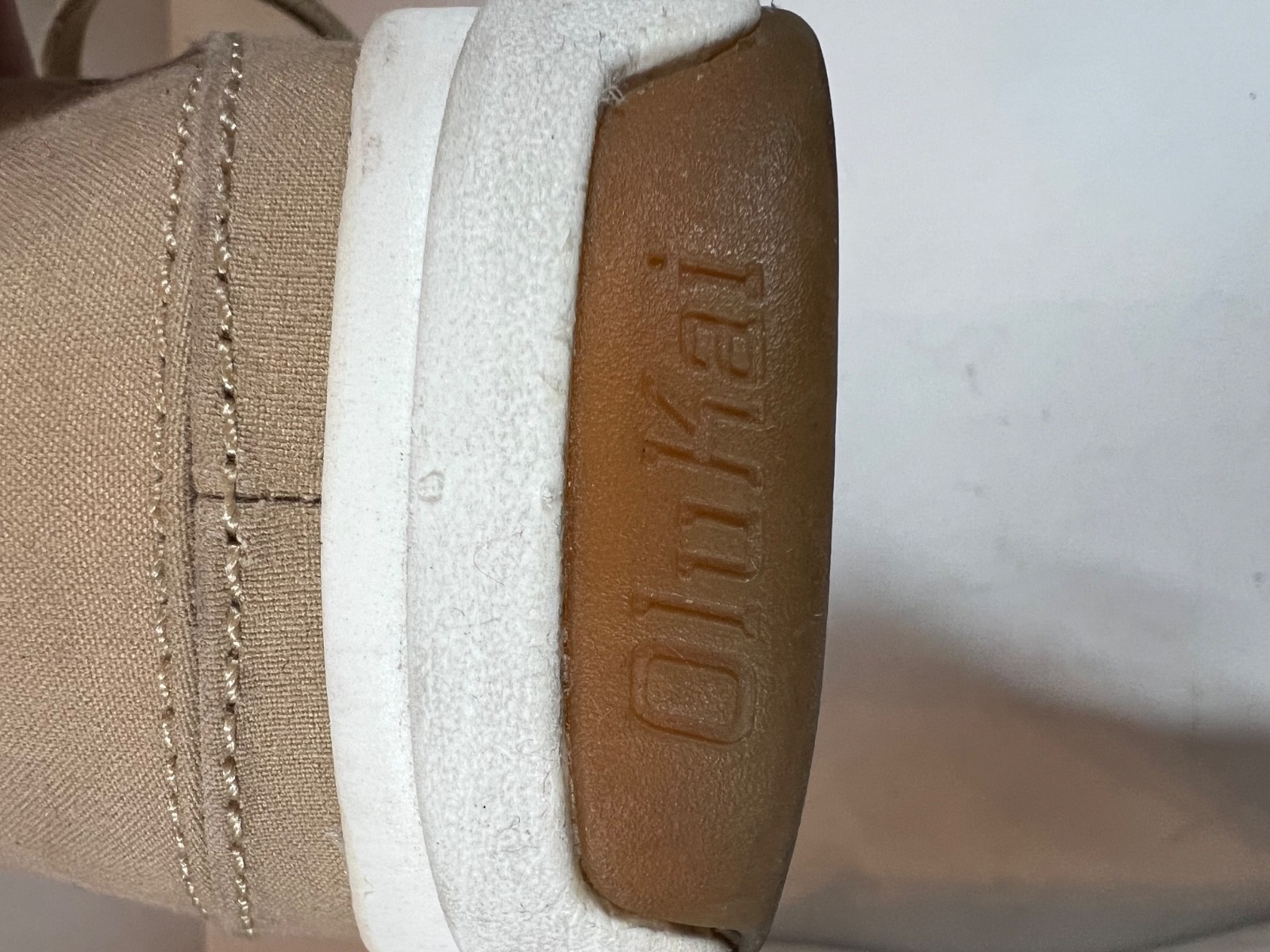 OluKai Lae’ahi Li Sneakers Mens Size 7 Tan Canvas Casual Comfort Lace Up Shoes