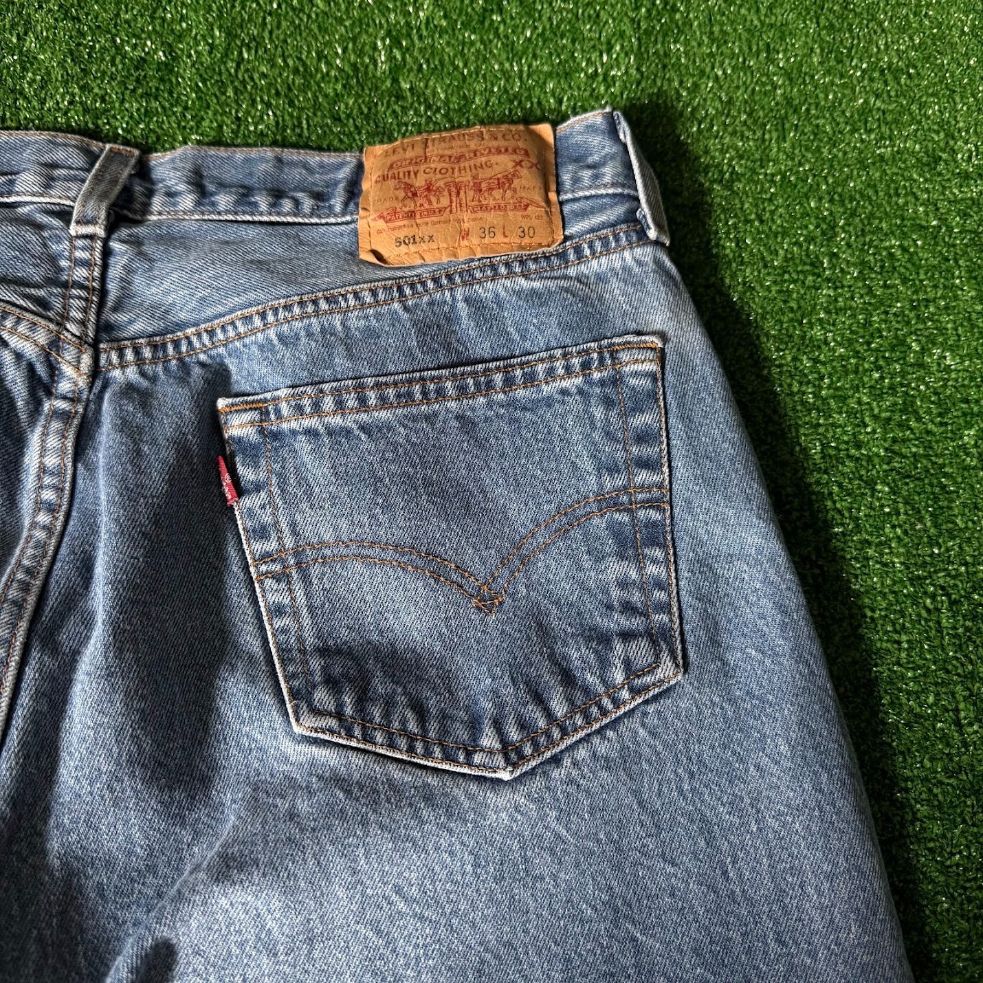 Vintage 2001 Levi’s 501XX Shrink To Fit STF Rigid Denim Jeans 36×30 Button Fly