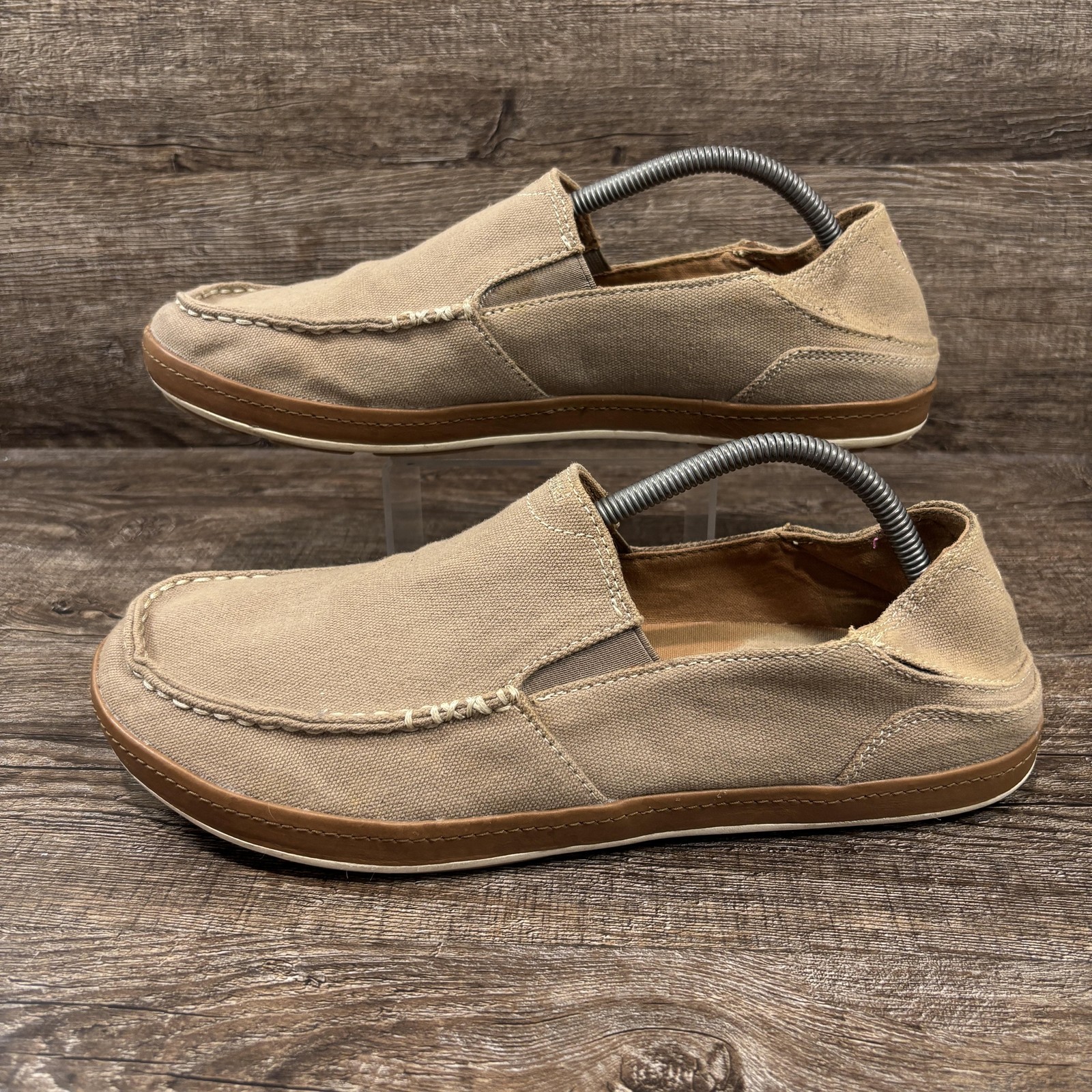 OluKai Puhalu Canvas Shoes Men’s 11 Beige Canvas Slip On Loafers Casual