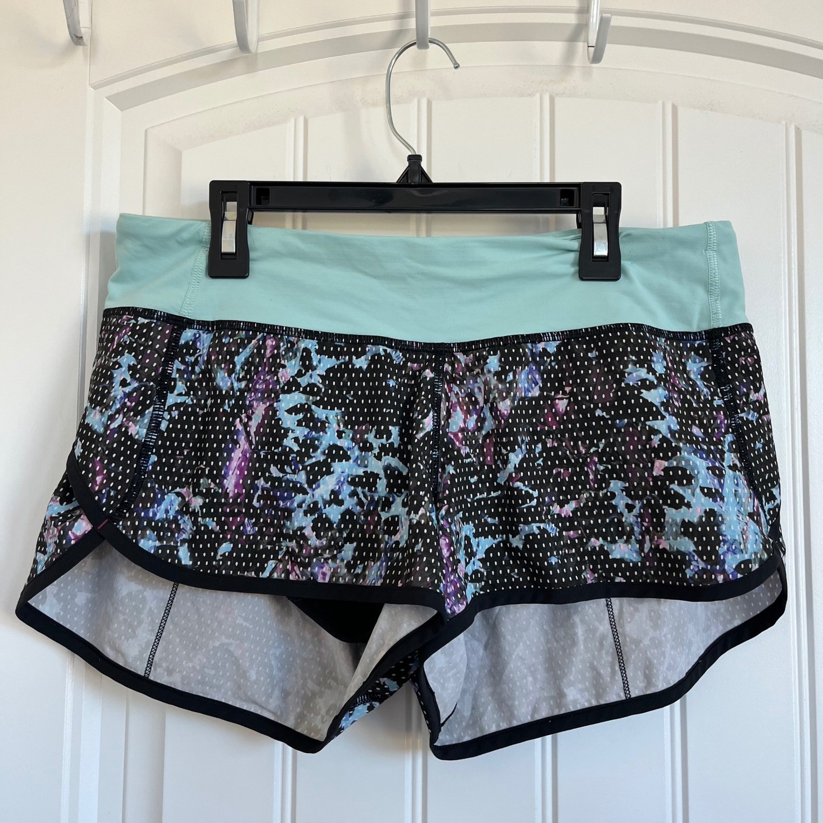 Lululemon Women’s Run Speed Short Floral Sport Tranquil Blue Multi 6 active