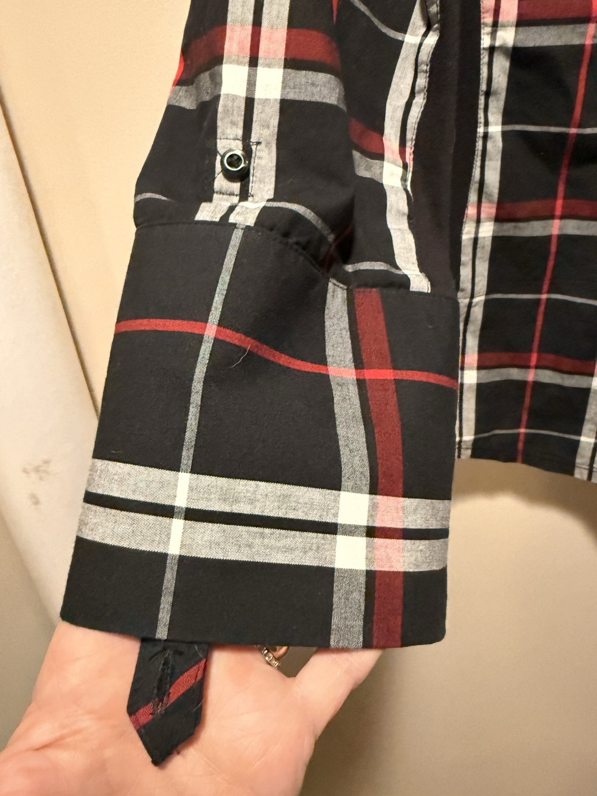 Women’s Button-Up Black Red/White Plaid Shirt 3/4 Length Sleeve Knit Sides XL