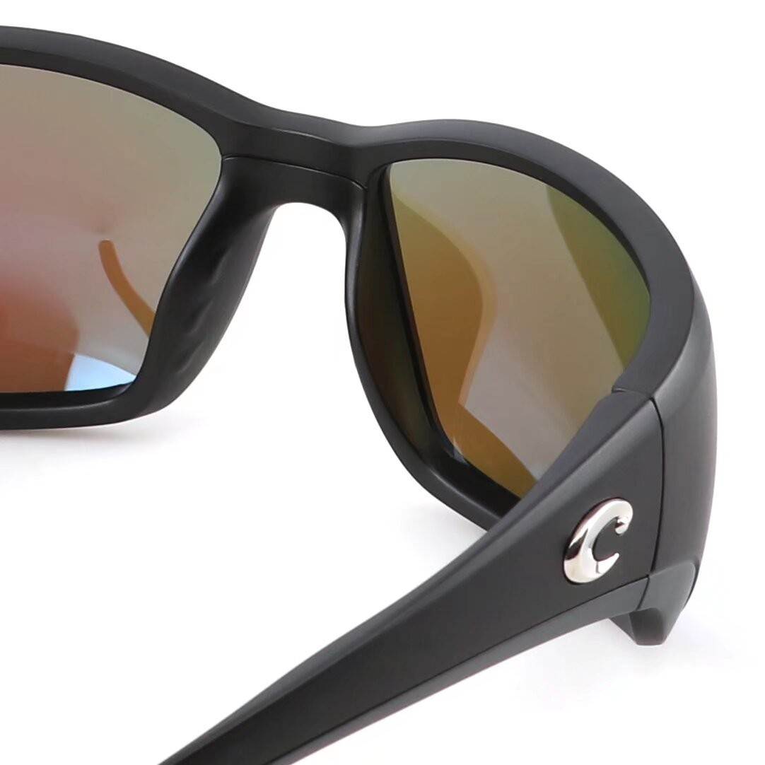 New in box Costa Blackfin 580p Polarized Sunglasses