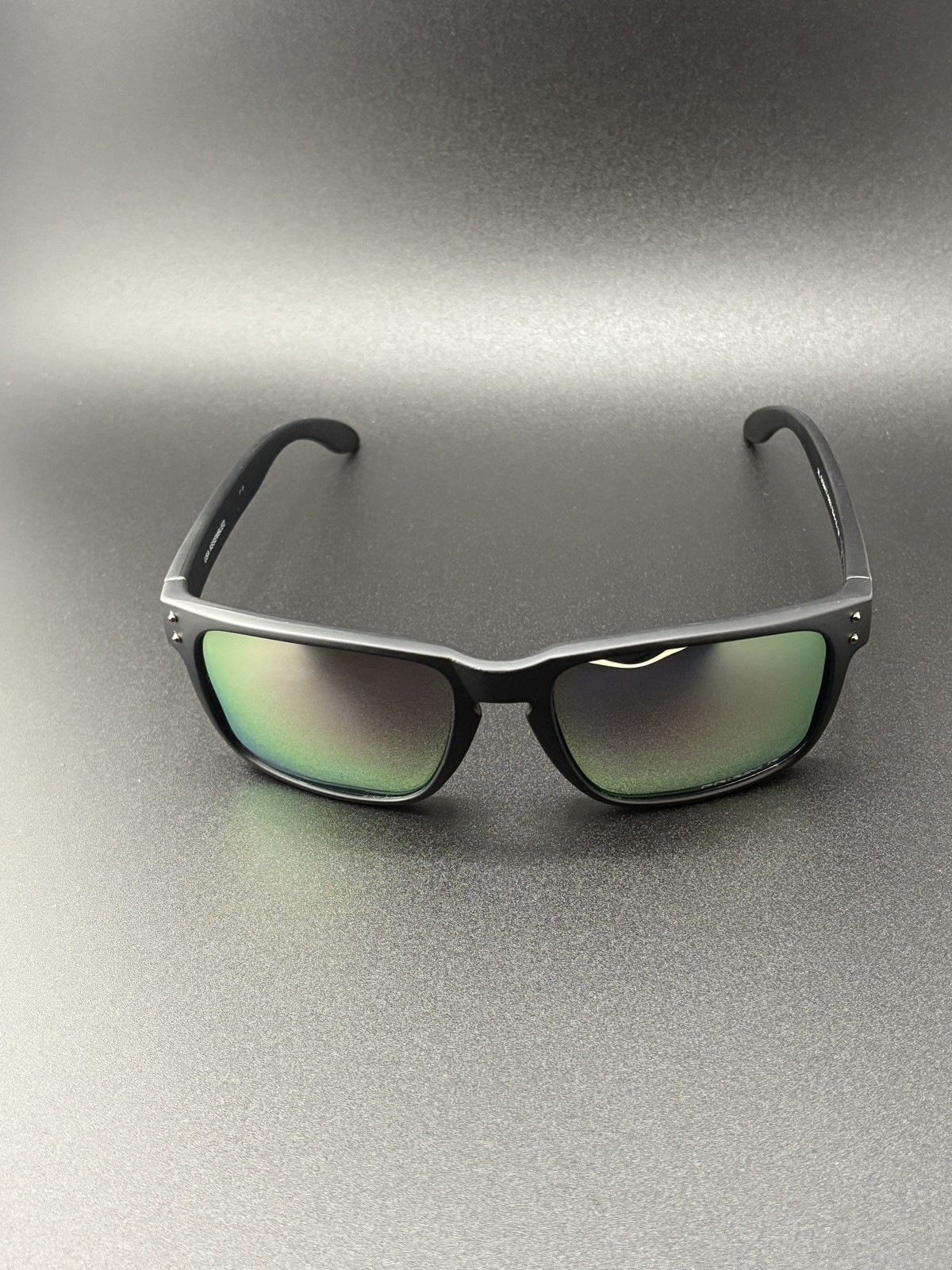 Oakley 0OO9417 Men’s Holbrook XL Sunglasses