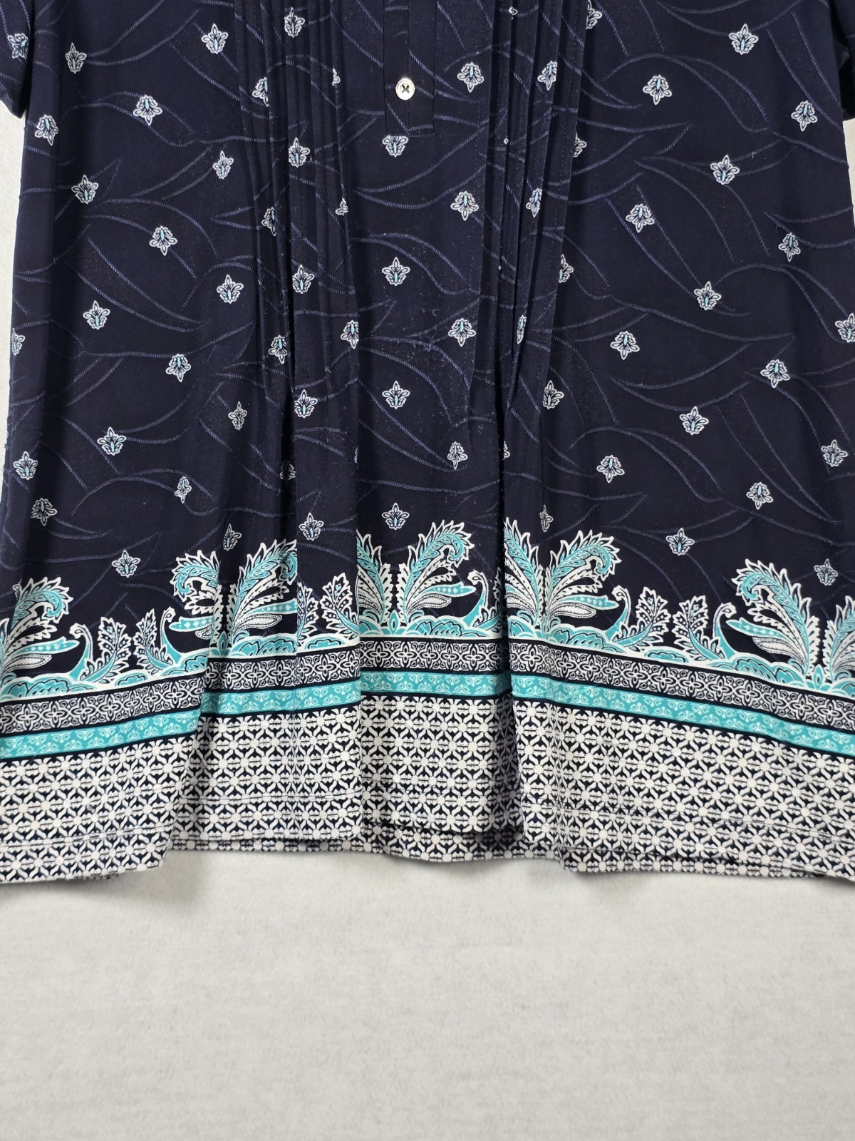 Croft & Barrow Womens Top Short Sleeve Floral Medallion Paisley Stretch Medium