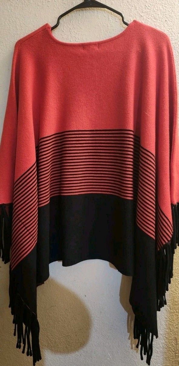 Multiple Women Shaw M/l Red Black With Fringe