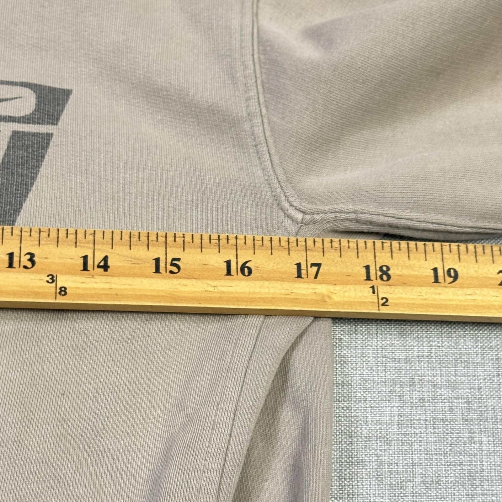Nike Sweatshirt Mens Small Beige Full Zip Lined Insulated Pockets Graphic