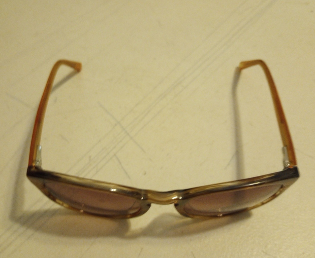 Ted Baker TB121 HONEY 53-20-140 mm Sunglasses – GOOD USED CONDITION – READ DESC.