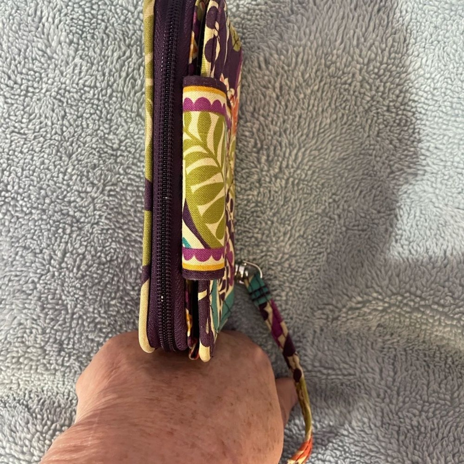 Vera Bradley Plum Crazy Smartphone Wristlet-Cotton Quilted-Retired