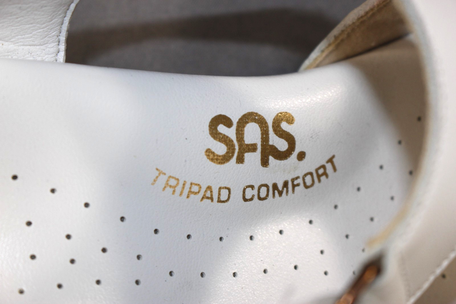 SAS Shoes Women’s 9 S Suntimer Sandals Slingback Heeled Tripad Comfort USA White