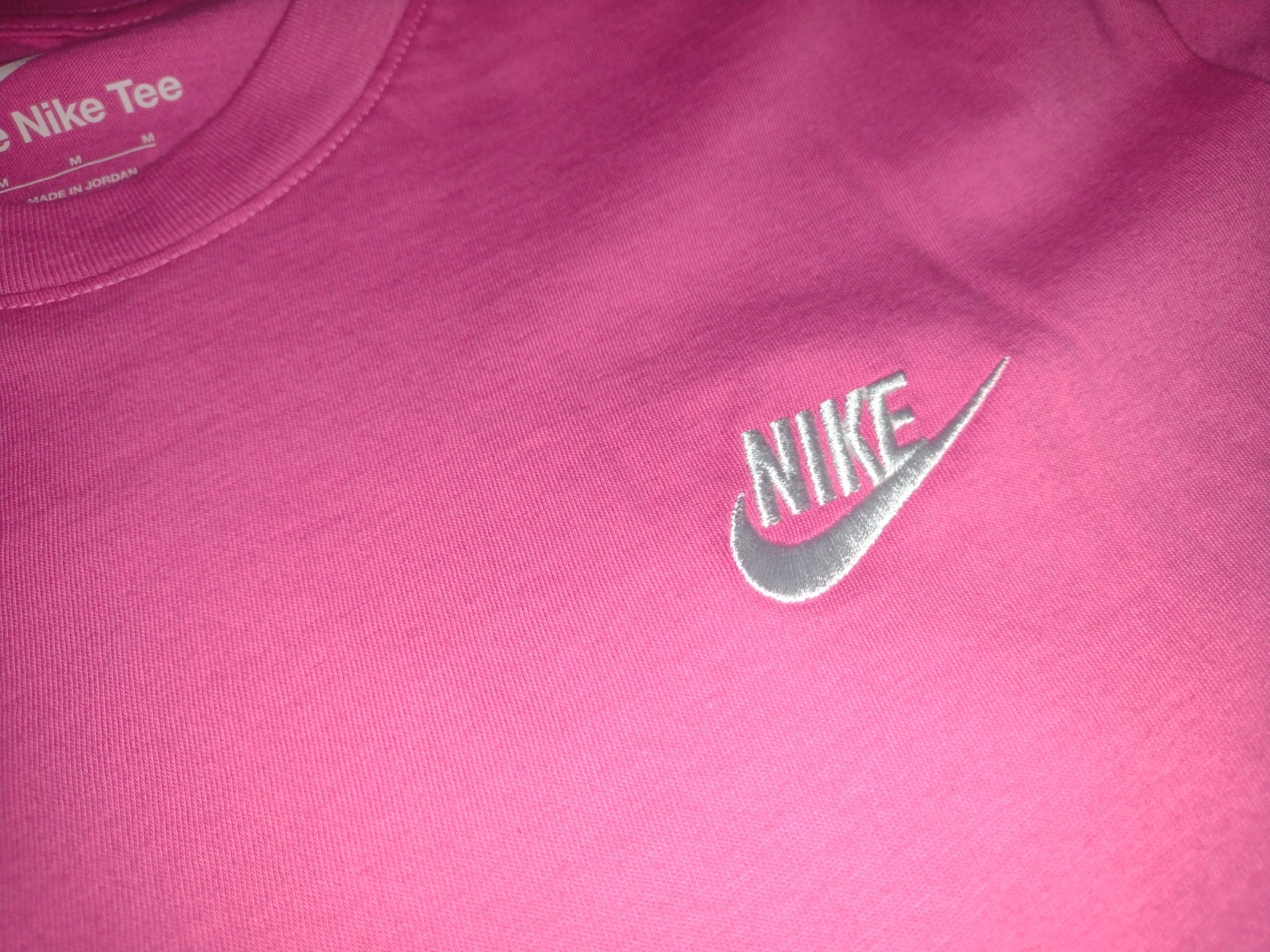 NWT, Nike Men’s 100% Cotton Embroidered T-Shirt Style #AR4997-684