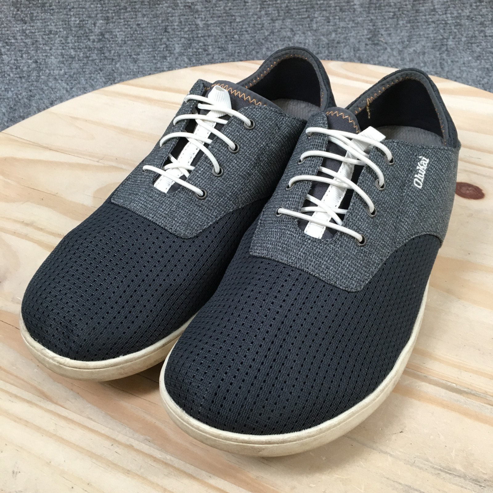OluKai Shoes Mens 9.5 Black Nohea Moku Casual Sneakers Mesh Lace Up Low Top