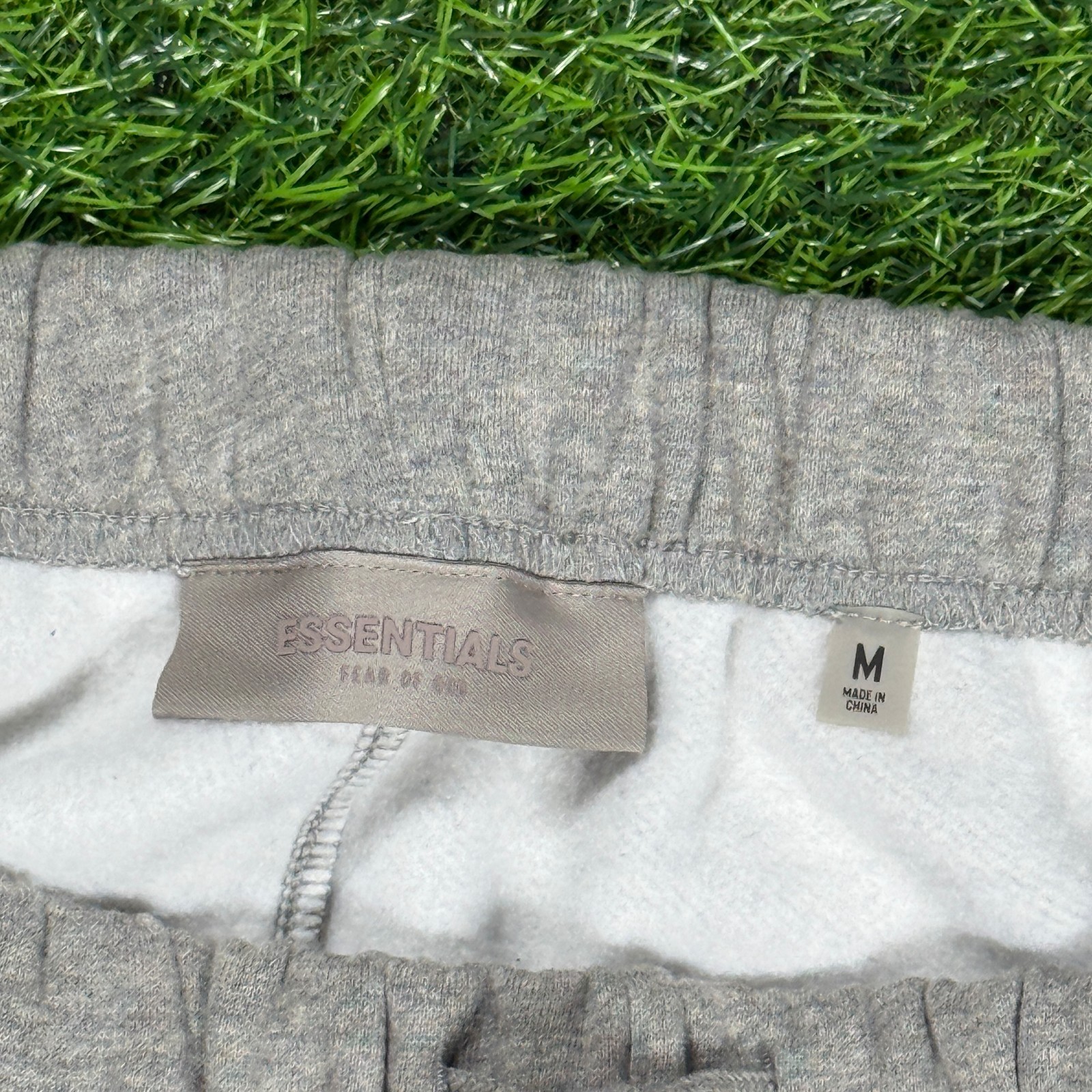 Fear of God Essentials Shorts SS22 Dark Oatmeal Gray – 100% Authentic (XS-XL)