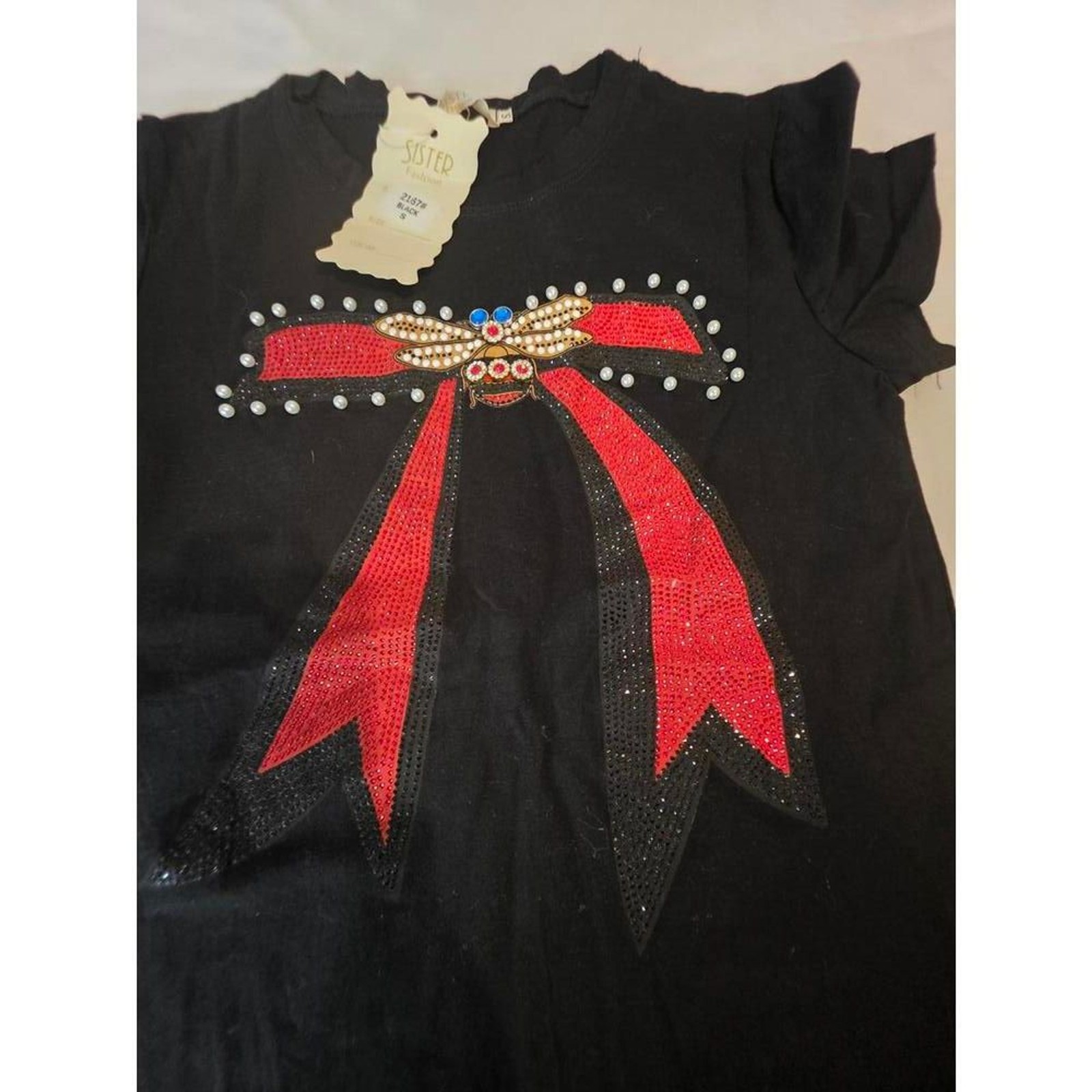 Black Short Sleeve T-Shirt with Red and Pearl Embellished Bow Design