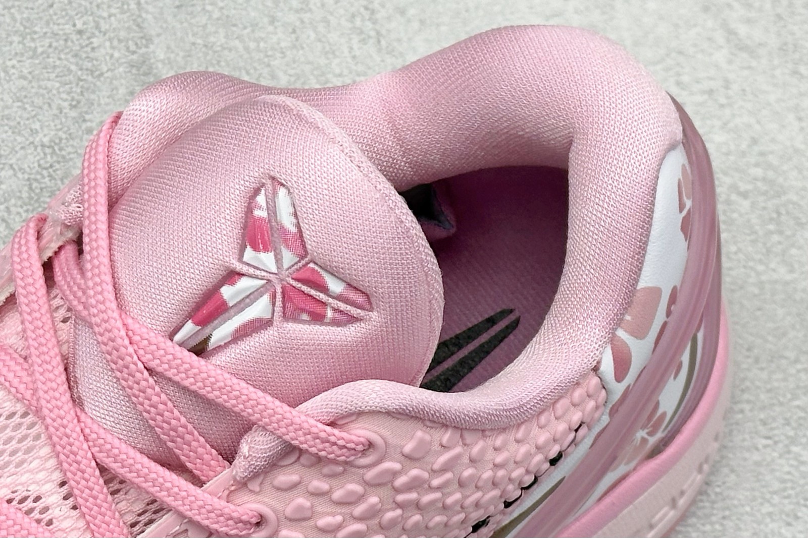 New NK Kobe 6 Protro New Pink Cherry Blossom PE2025-108 Men’s Size 4-14