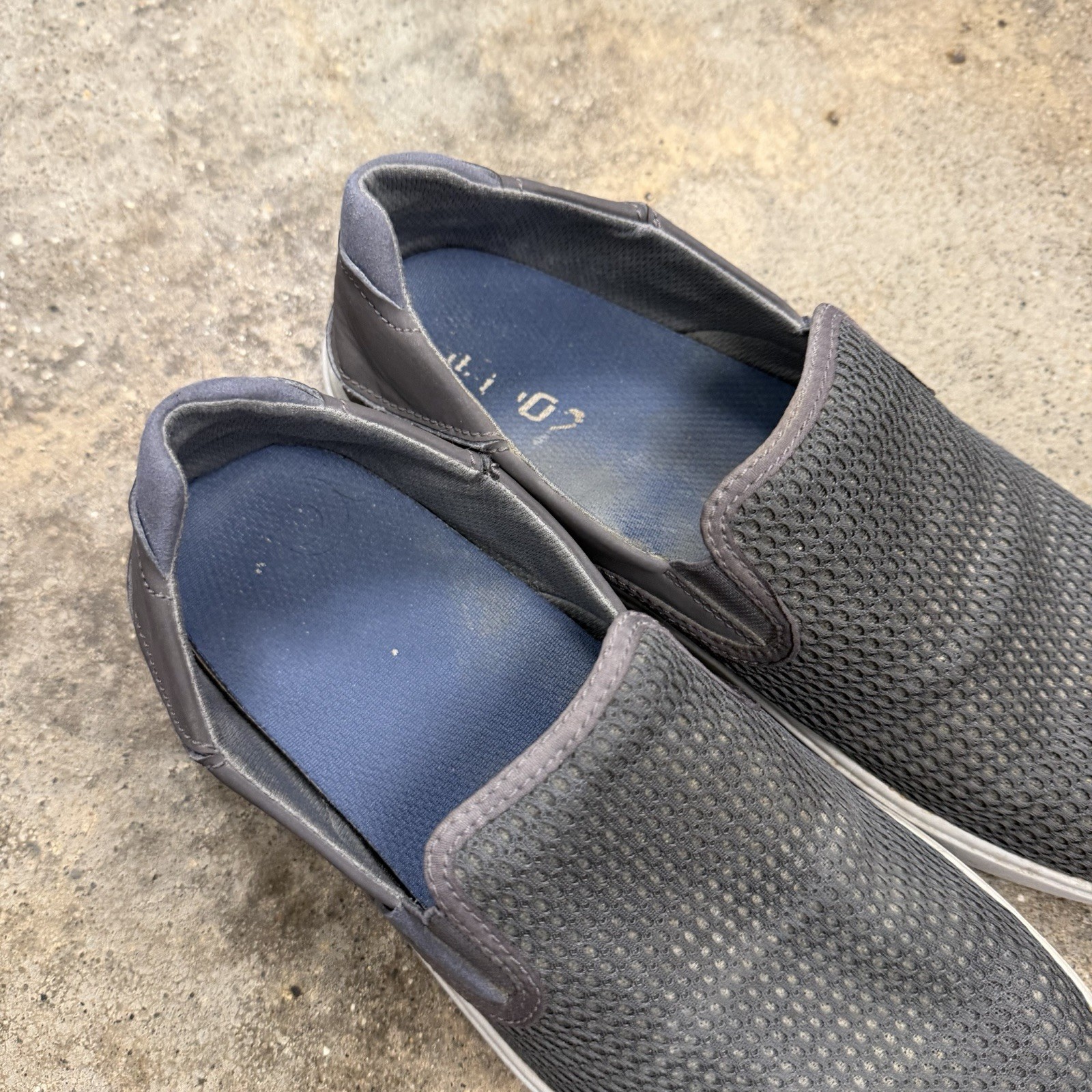 Olukai Lae’ahi Slip On Sneakers Shoes Mens 10.5 Grey Gray Mesh Casual