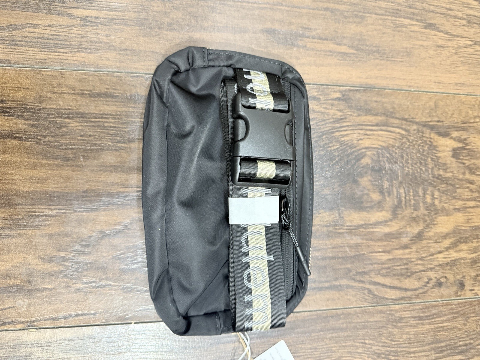 Lululemon Everywhere Women’s Belt Bag – Black (142500085)