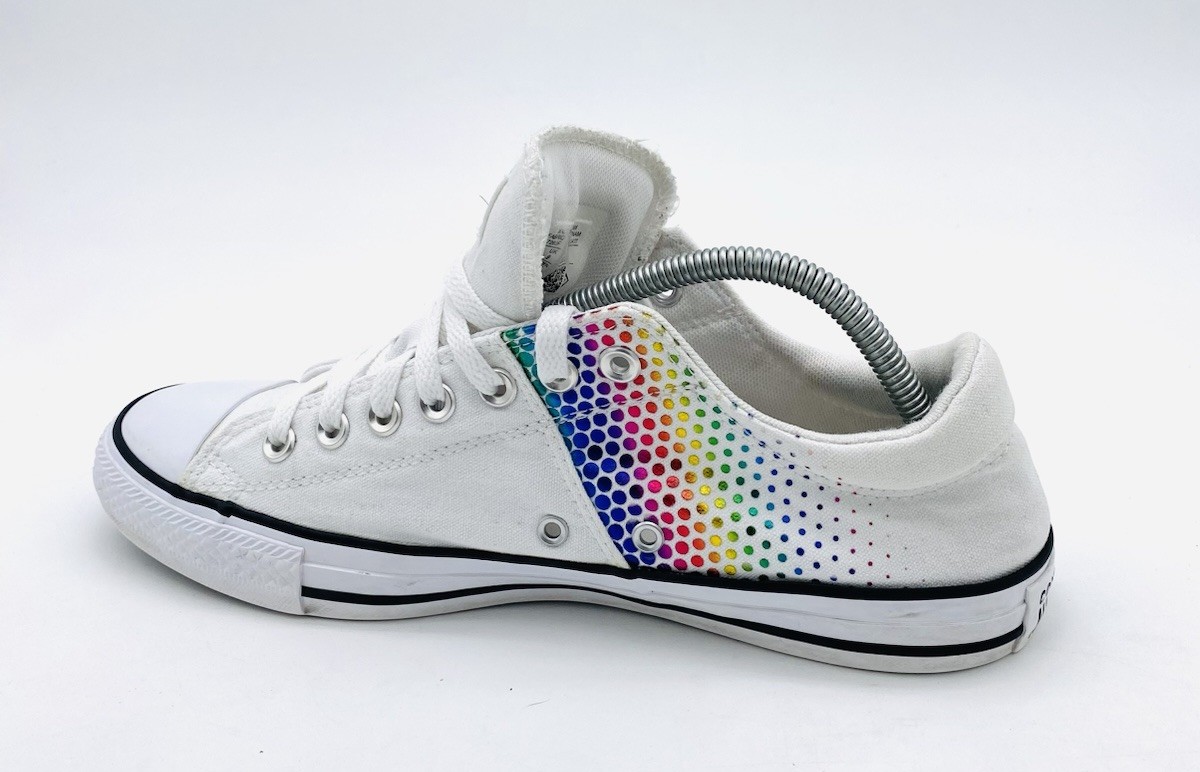Converse Women’s Rainbow Dot Madison White Canvas Sneakers Shows 567260F Size 11