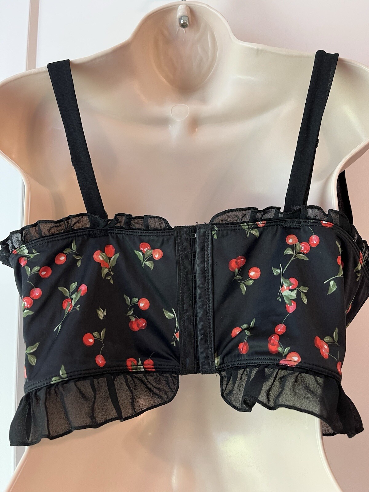 Torrid Size 2 Black Bra Red Cherries Black Straps & Shoulder Bows Adjustable