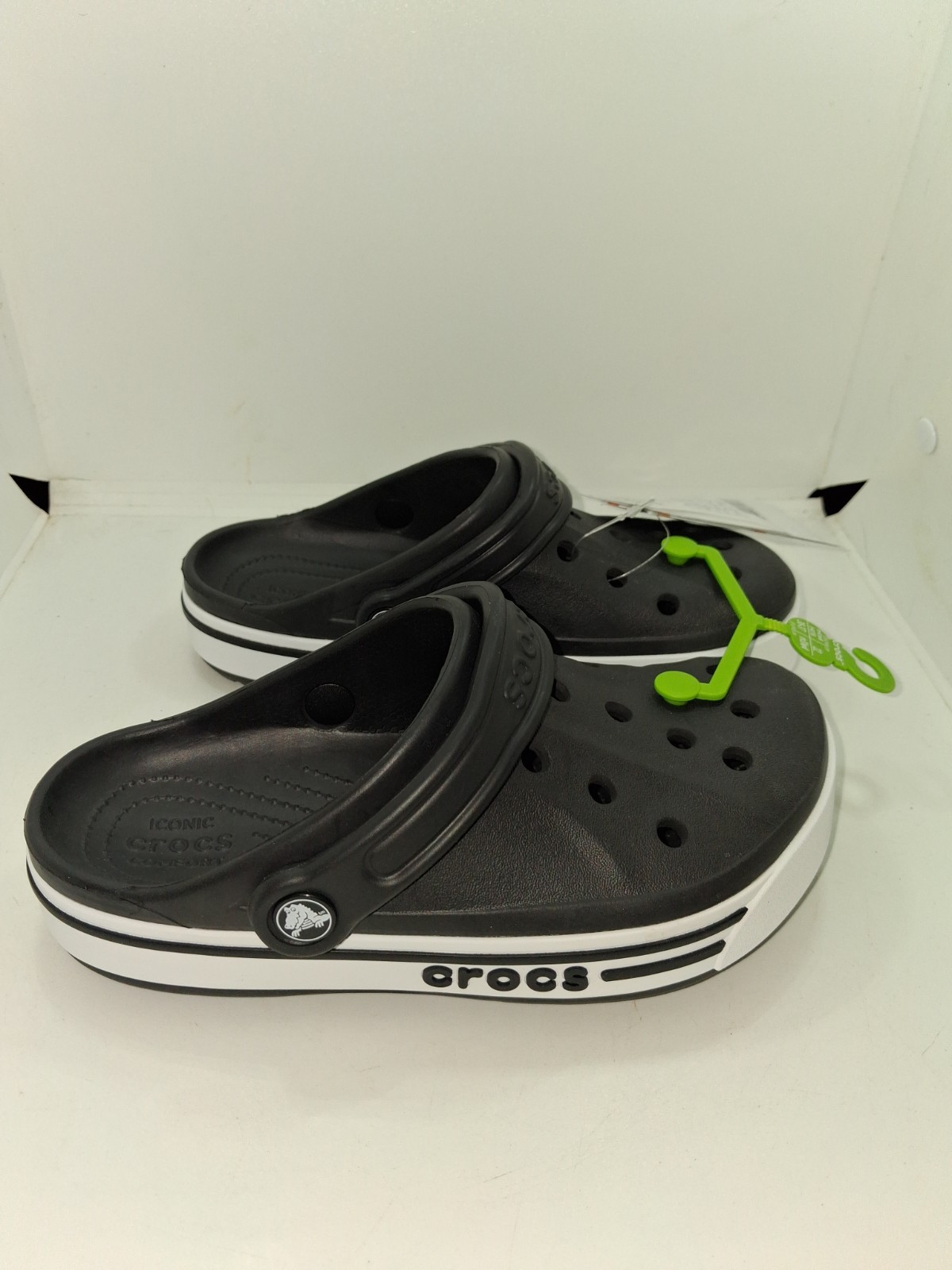 Crocs Unisex-kids Bayaband Clogs, Black/White Sz 4B/6G NWTS