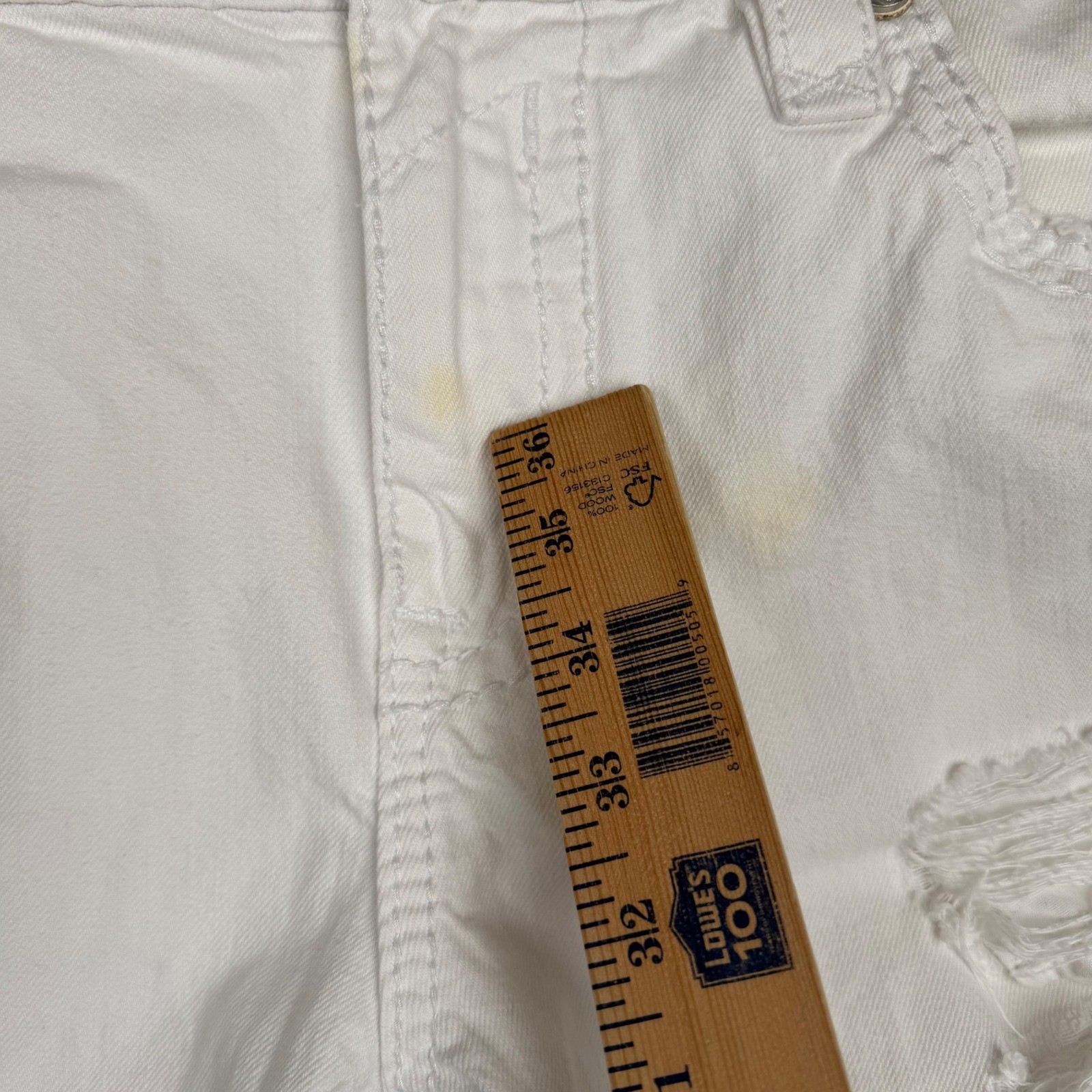 Rock Revival Rupert TA1 Mens 38 White Distressed Studded Straight Jeans