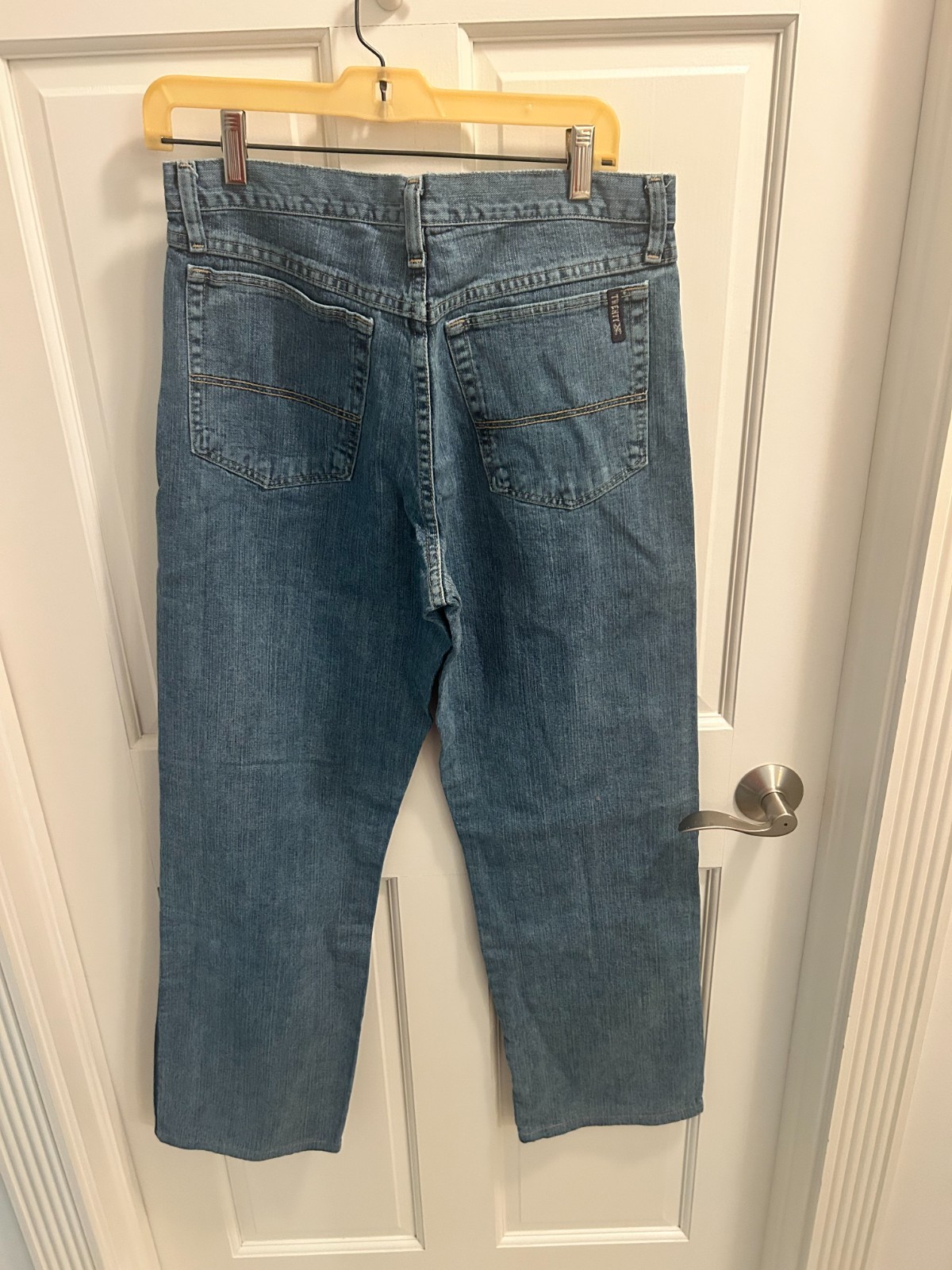Men’s Wrangler Jeans Light Wash 32×32 Relaxed Fit