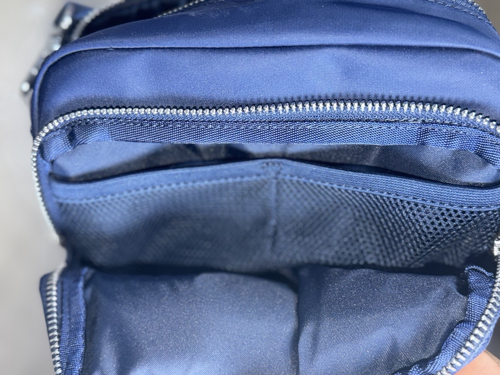 Lululemon Everywhere Crossbody 2L Metal Hardware Color Club Blue/Silver