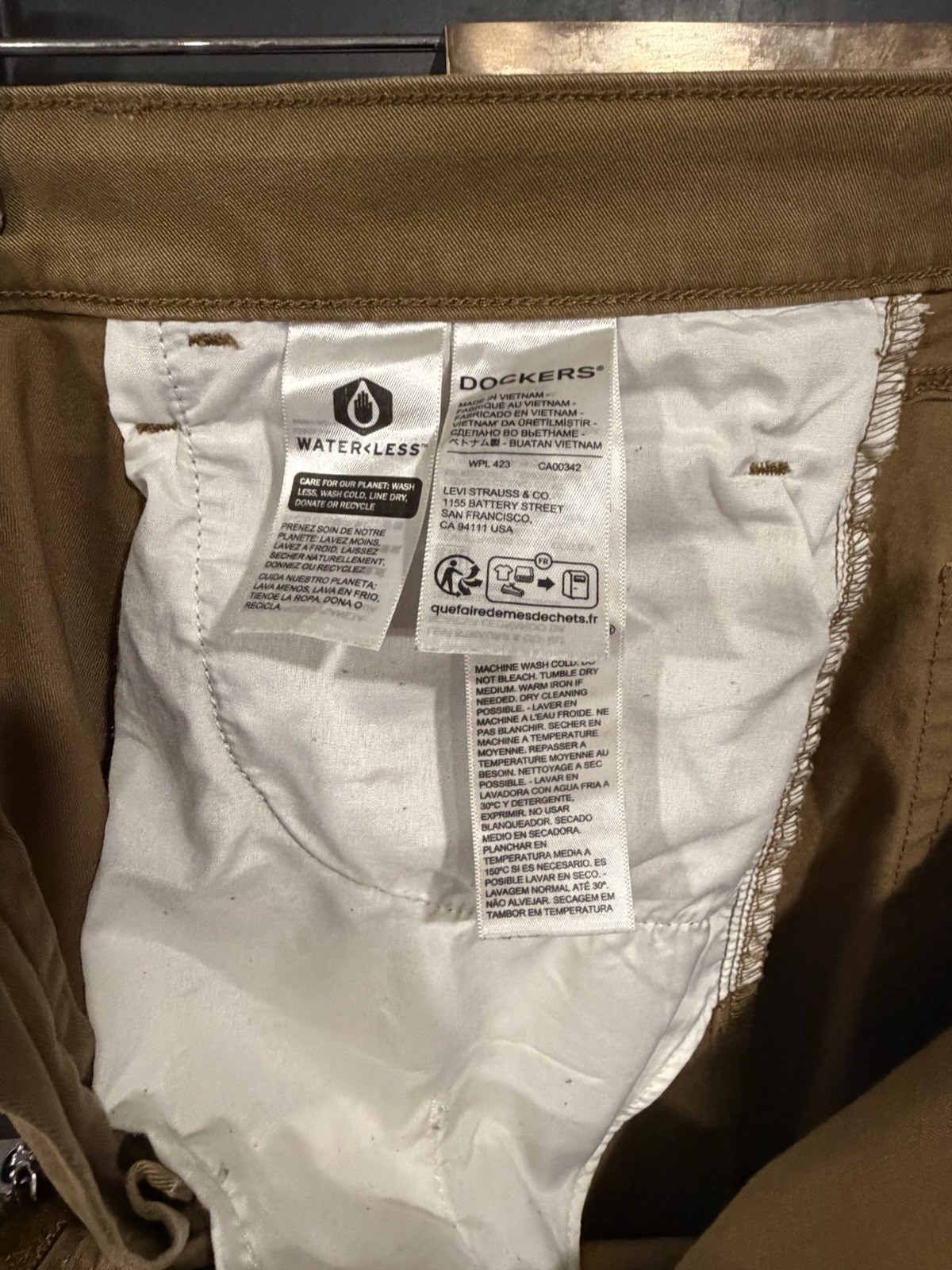 Dockers Men’s Brown Cotton Twill Casual Pants Straight Fit Flat Front 34W 5P