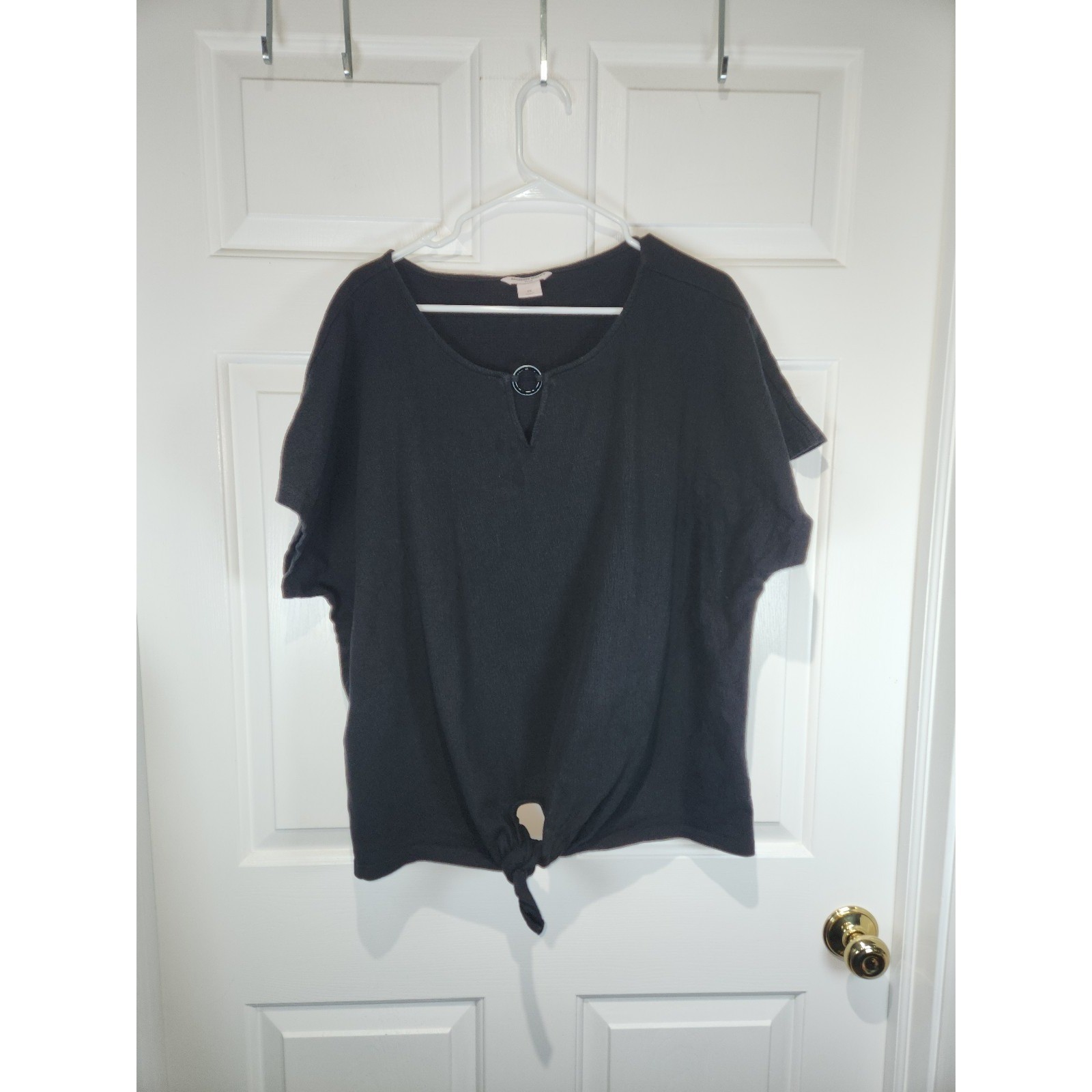Women’s sz 2X Black Short Capped Sleeved Shirt Front Ties by Allison Daley As Is